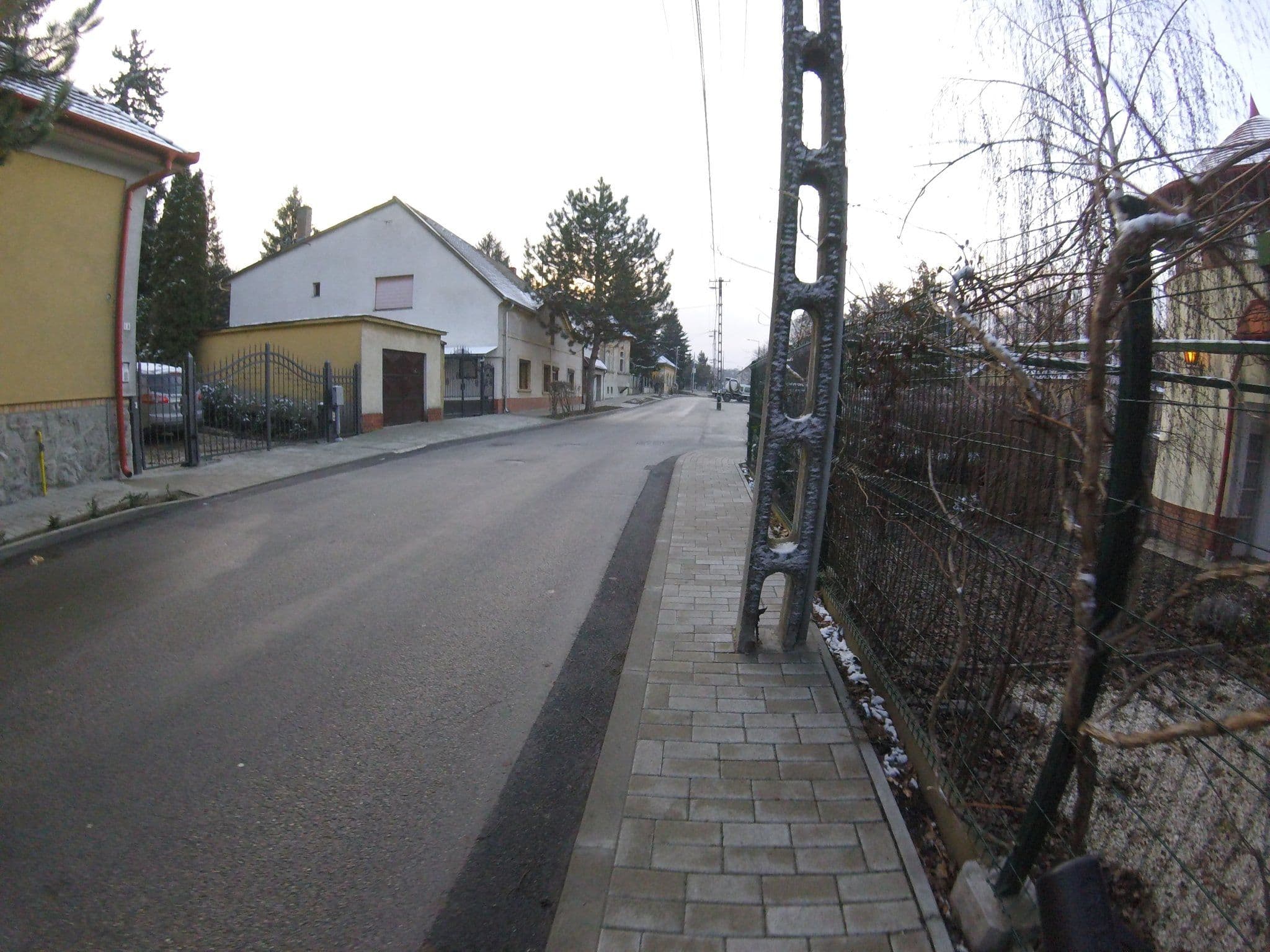 Street view near Szent Kristóf Panzió, Esztergom — © utvonalfelmeresek (CC BY-SA · Mapillary)