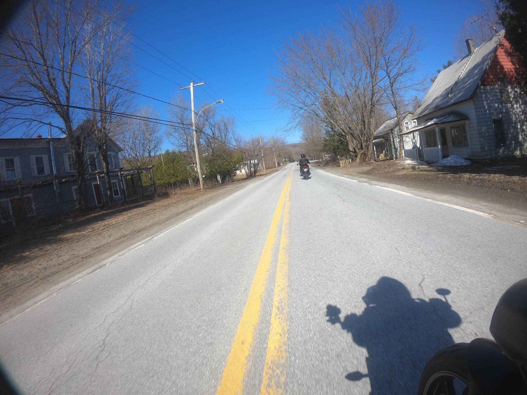 Street view near Auberge Glen Sutton, Sutton — © pfbreton (CC BY-SA · Mapillary)
