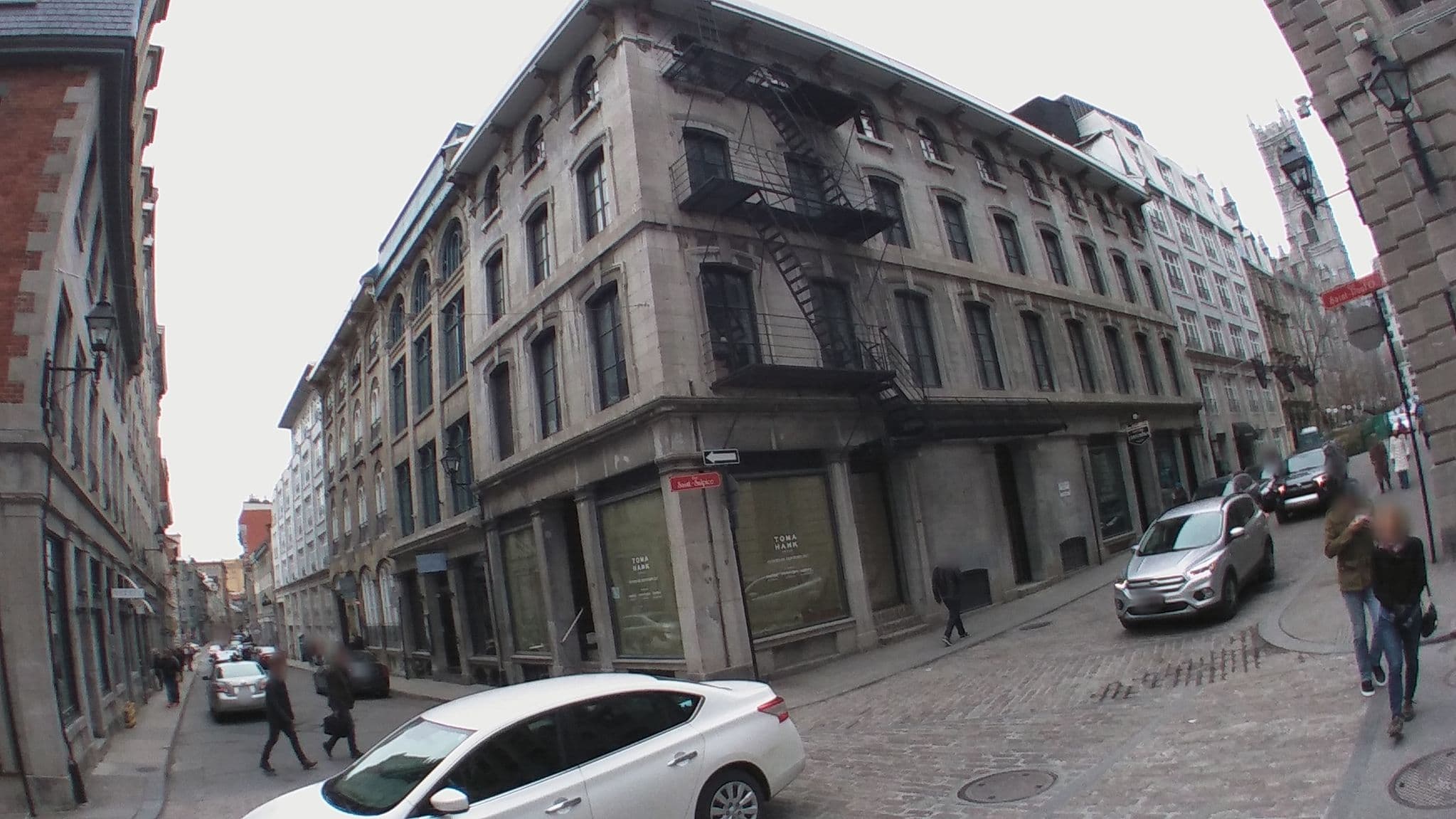Street view near On Command Hotel Nelligan, Vieux-Montréal — © ccossio (CC BY-SA · Mapillary)