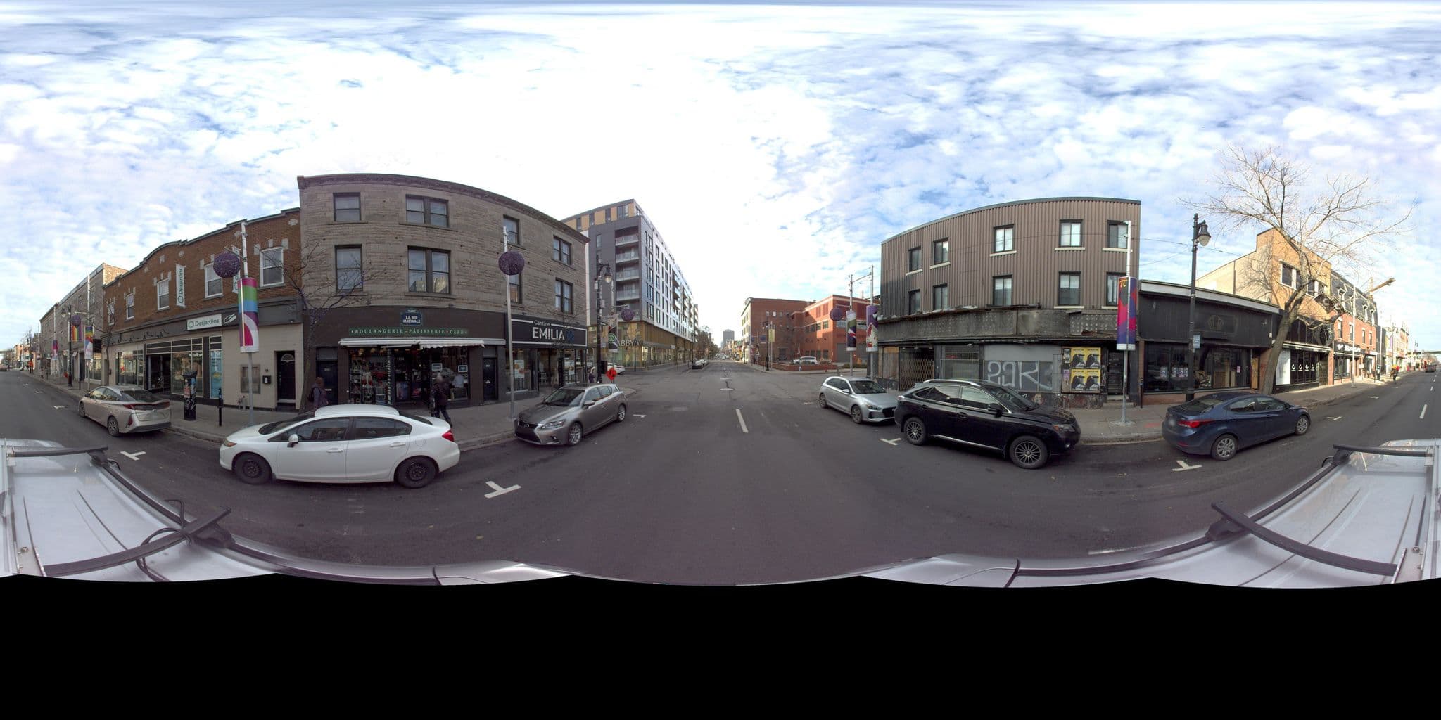 Street view near Le Houseboy, Vieux-Montréal — © VdM (CC BY-SA · Mapillary)