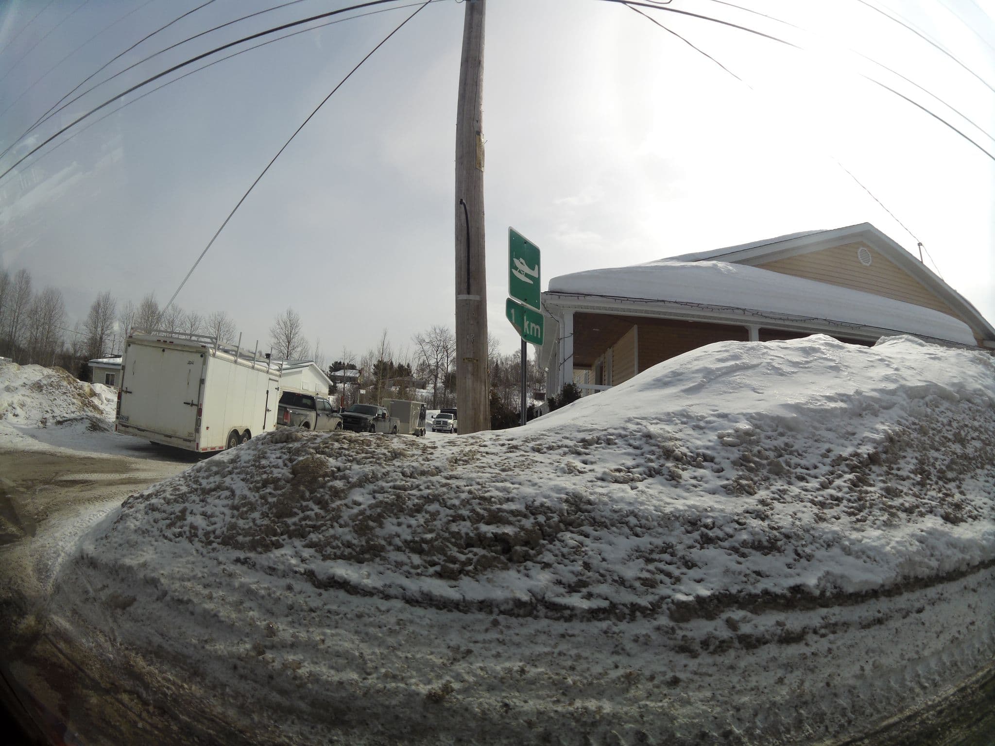 Street view near Resto-Bar Relais du Tourisme, Ferme-Neuve — © thelogicalviolinist (CC BY-SA · Mapillary)