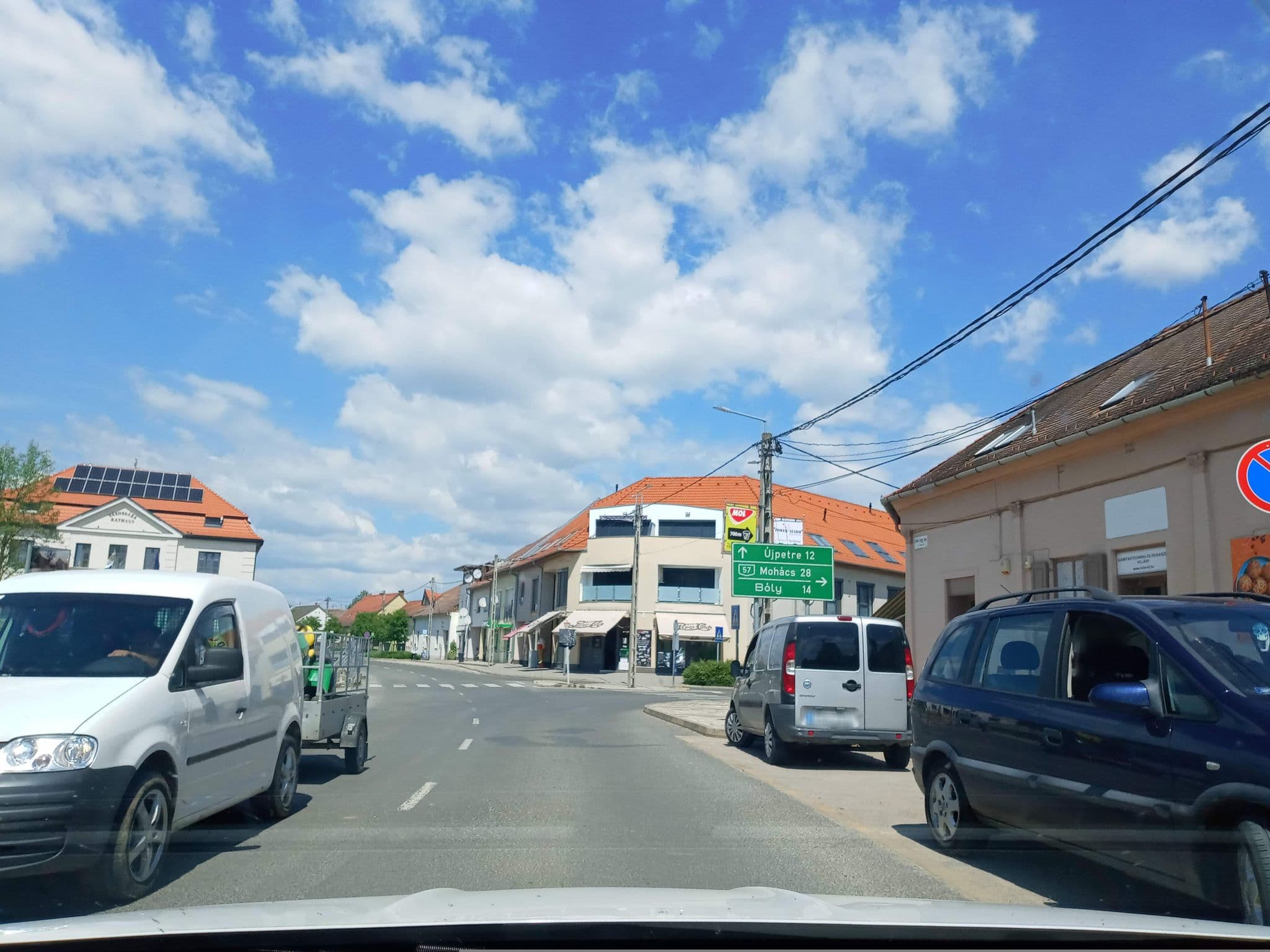 Street view near Oportó Panzió Étterem, Villány — © magyarsi (CC BY-SA · Mapillary)