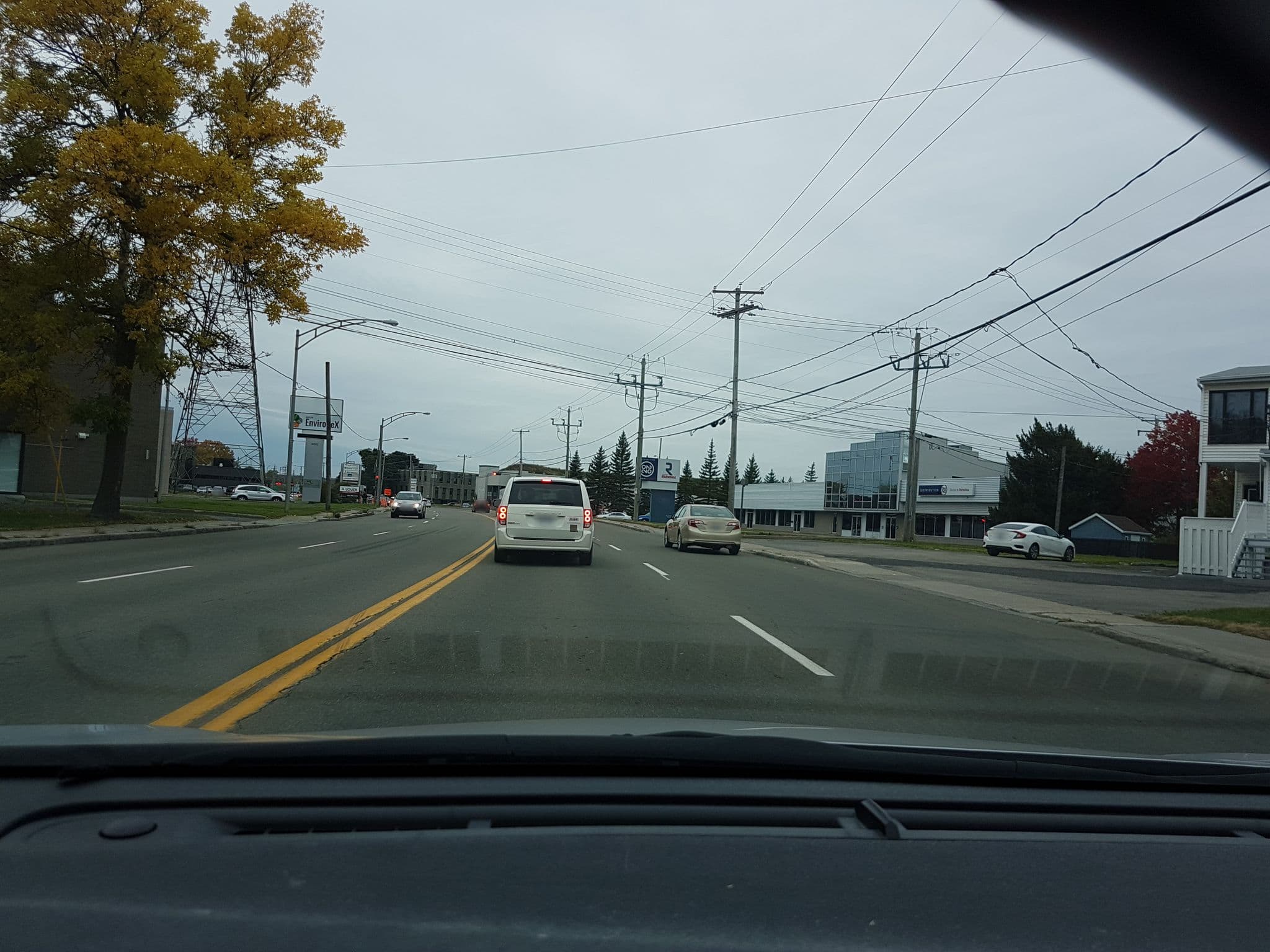 Street view near Motel Jessy, L'Ancienne-Lorette — © daudrain (CC BY-SA · Mapillary)