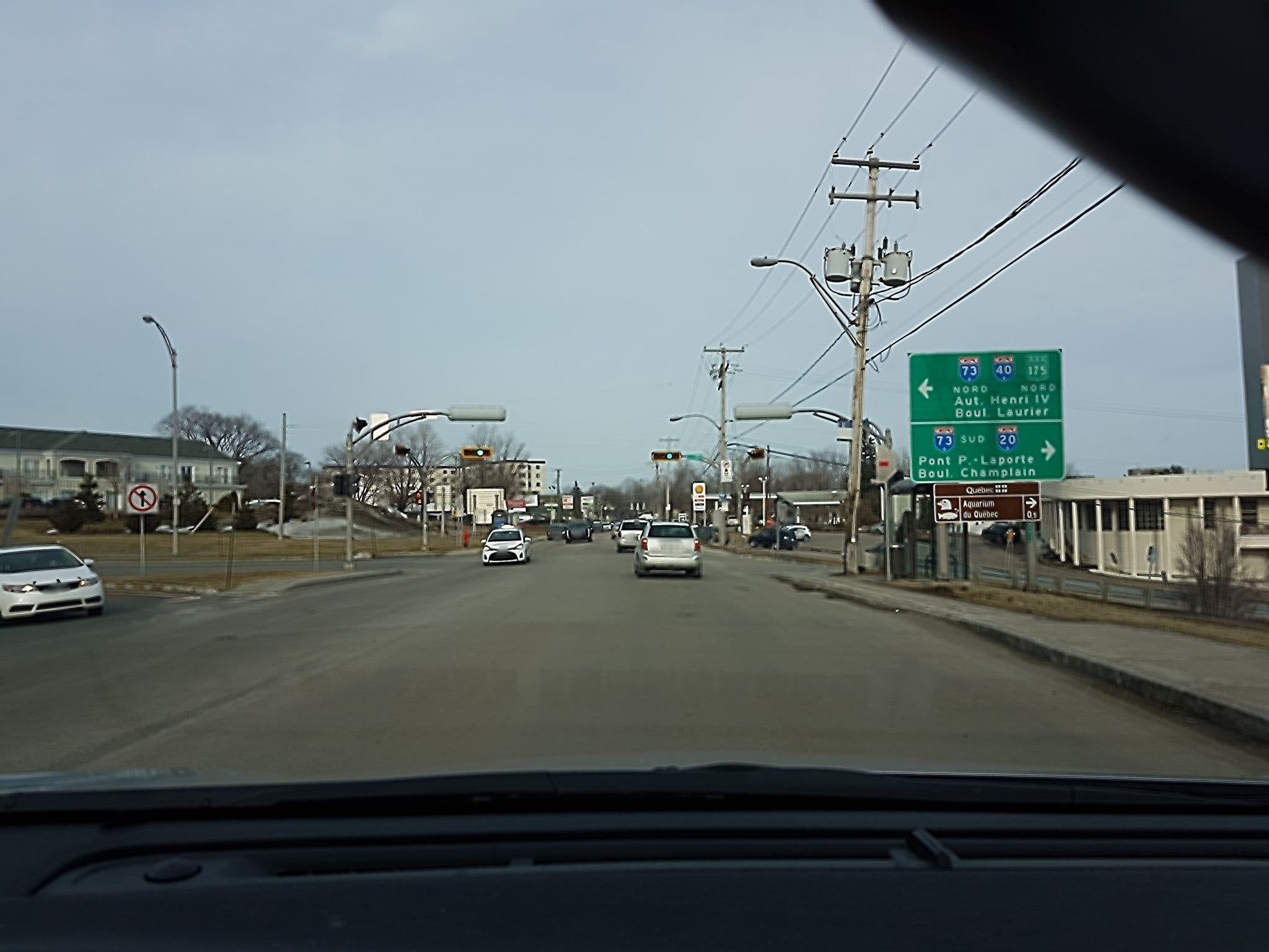 Street view near Hotel Sépia Québec, Sainte-Foy — © daudrain (CC BY-SA · Mapillary)