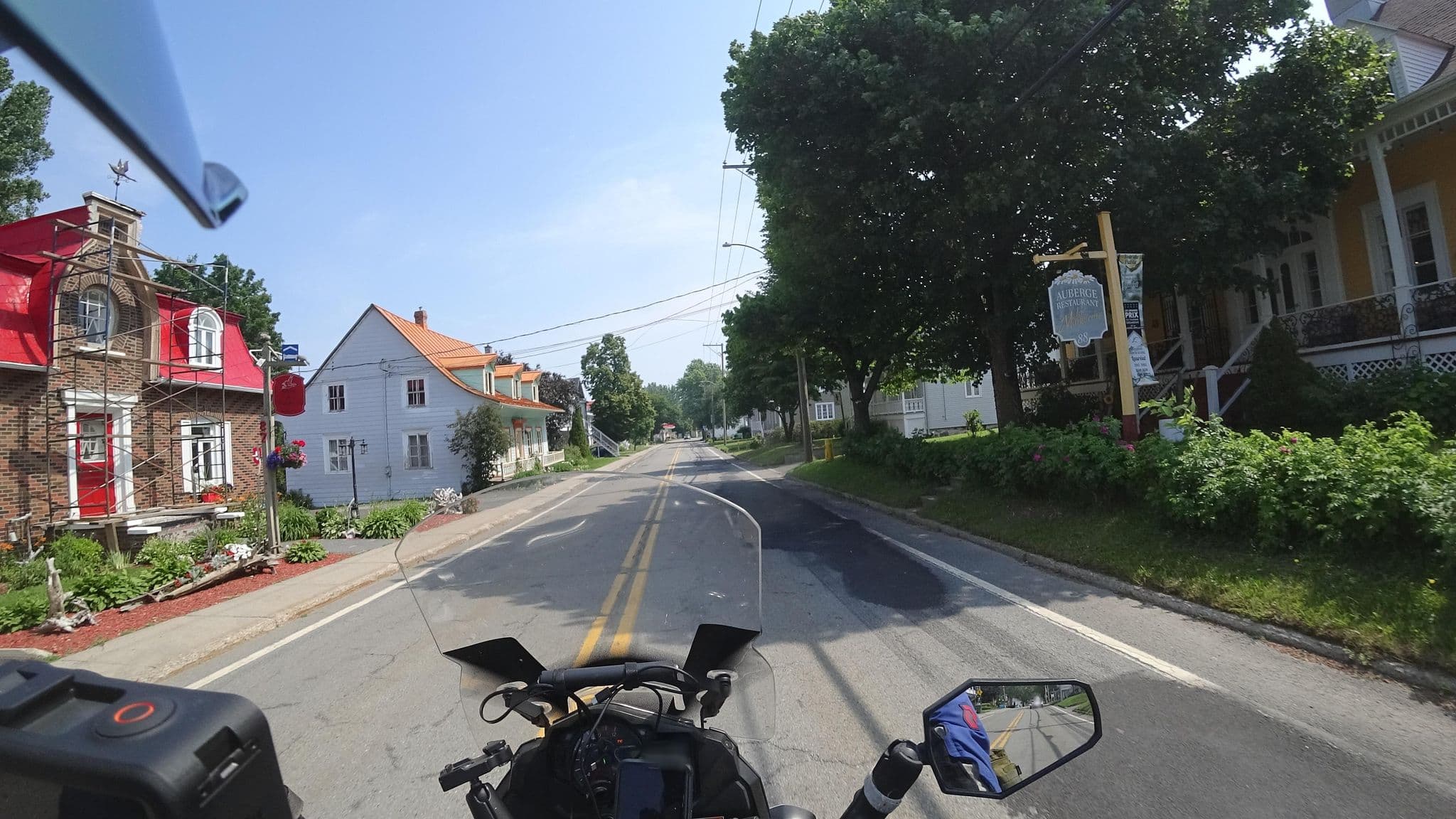 Street view near Gîte de l'Anse Aux Oies, L'Islet-sur-Mer — © michelcouturemotomcm (CC BY-SA · Mapillary)