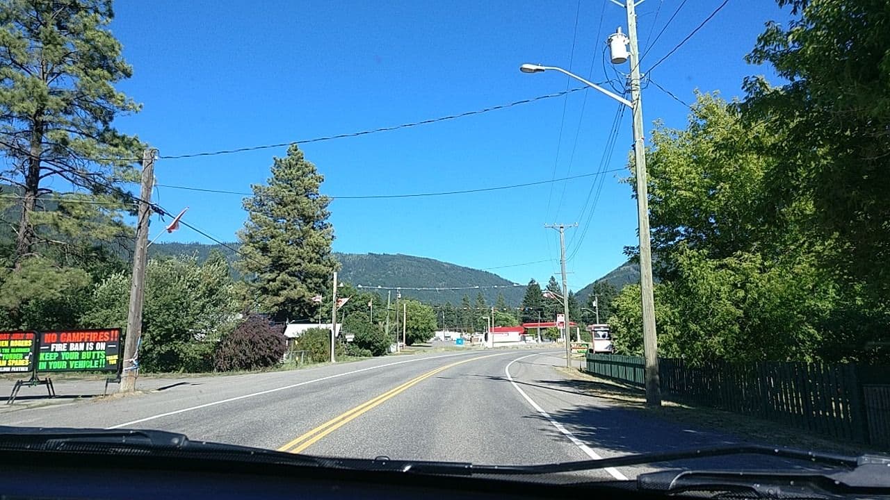 Street view near Pillar Lake Resort, Armstrong — © jbah (CC BY-SA · Mapillary)