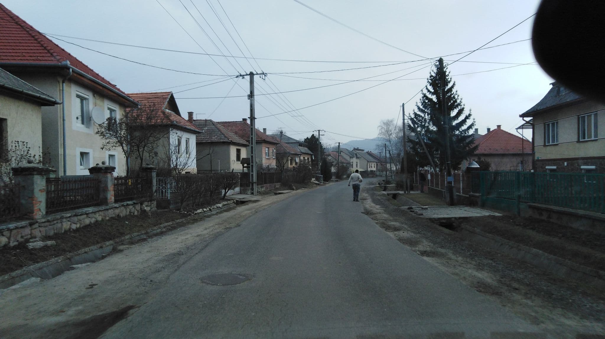 Street view near Kiadó szoba, Nógrádmegyer — © vazezolee2 (CC BY-SA · Mapillary)