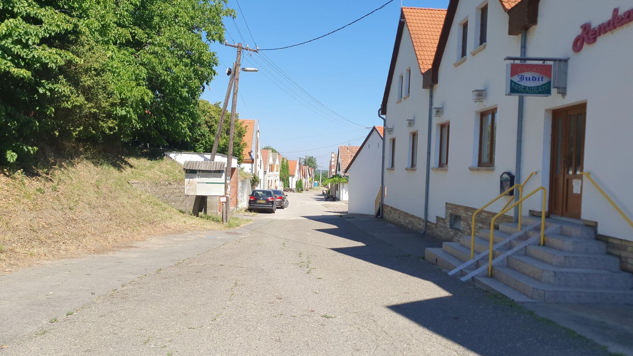 Street view near Judit Panzió, Hajós — © kami911 (CC BY-SA · Mapillary)