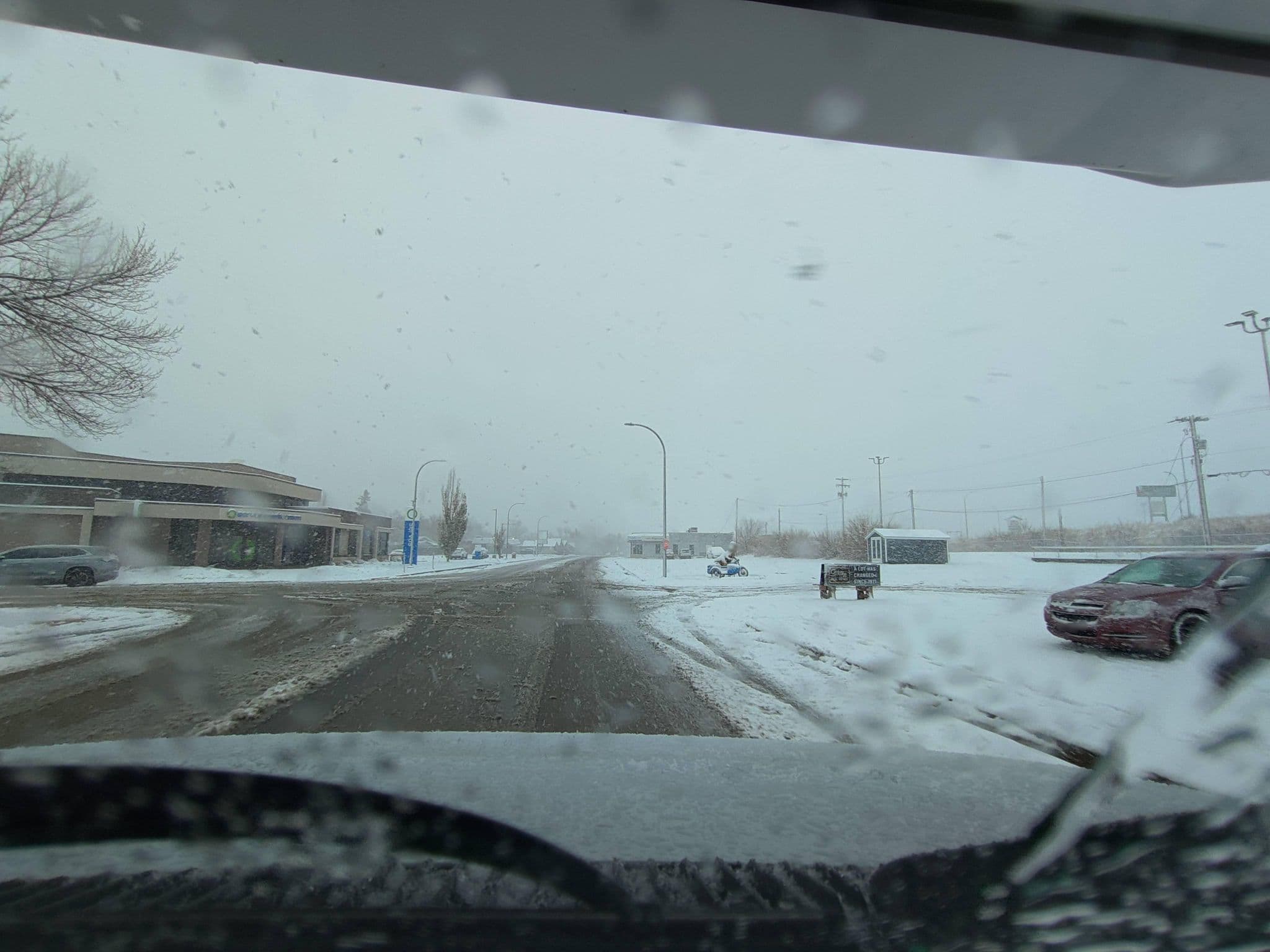 Street view near Waldorf Hotel, Drumheller — © kibour (CC BY-SA · Mapillary)