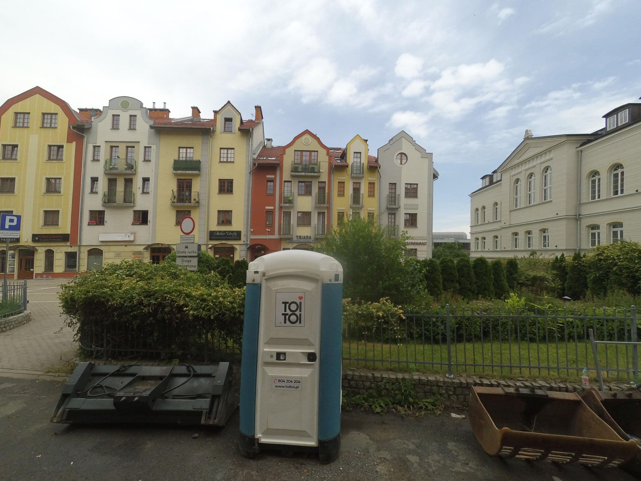 Street view near Apartamenty Lemon Pepper, Jelenia Góra — © wegavision (CC BY-SA · Mapillary)