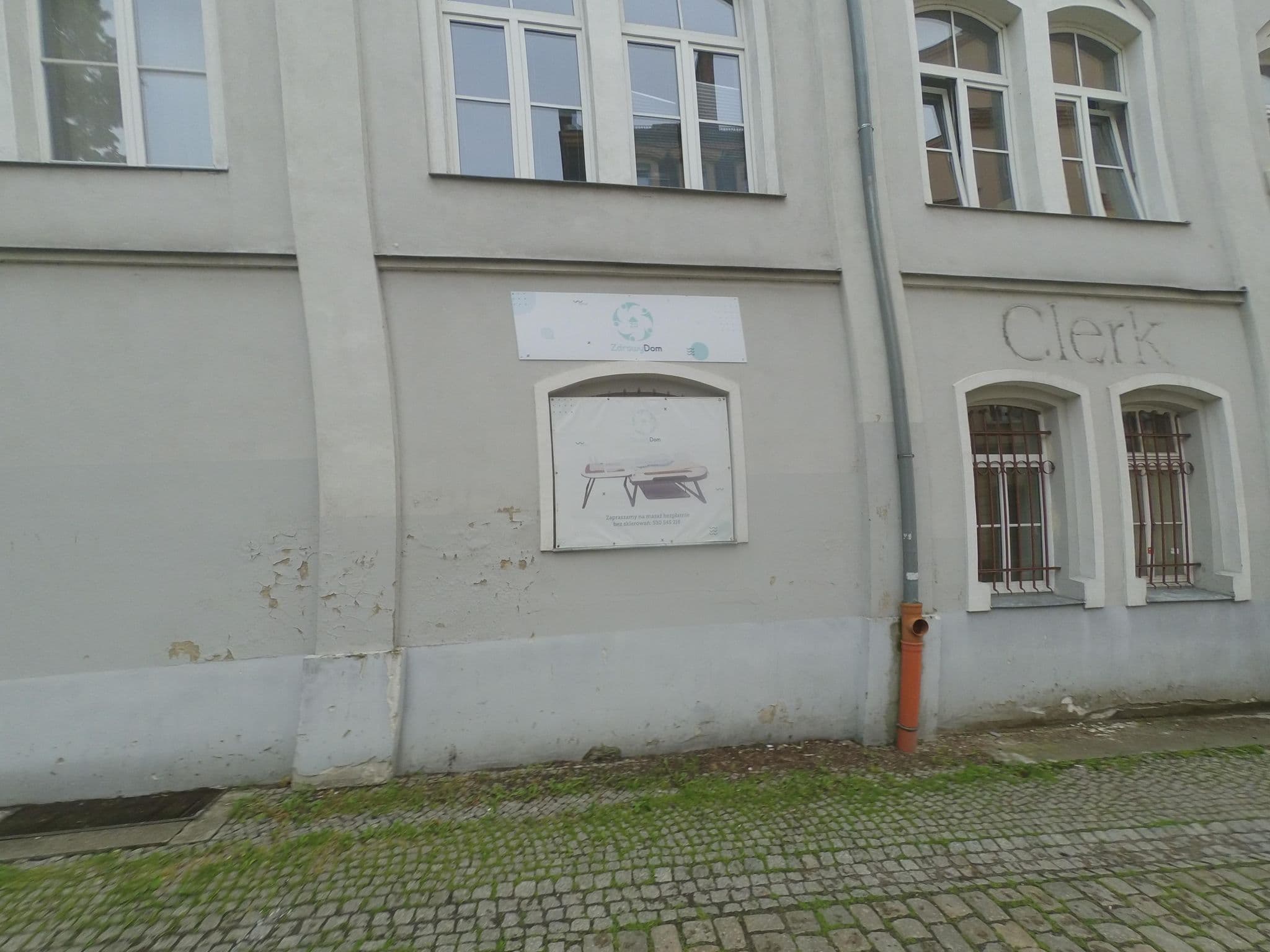 Street view near Apartamenty Stary Rynek, Jelenia Góra — © wegavision (CC BY-SA · Mapillary)