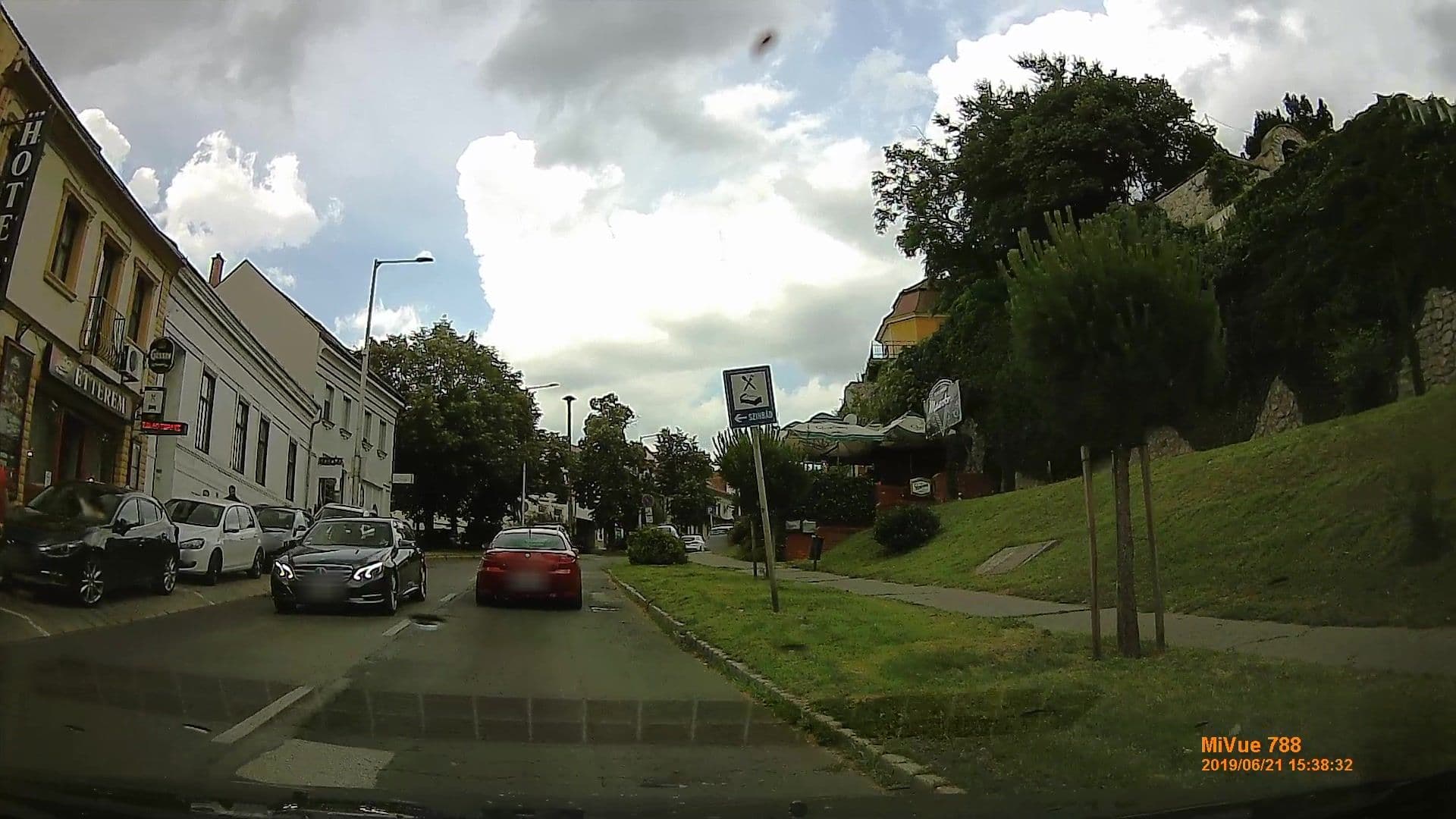 Street view near Szinbád Panzió, Pécs — © geox123 (CC BY-SA · Mapillary)