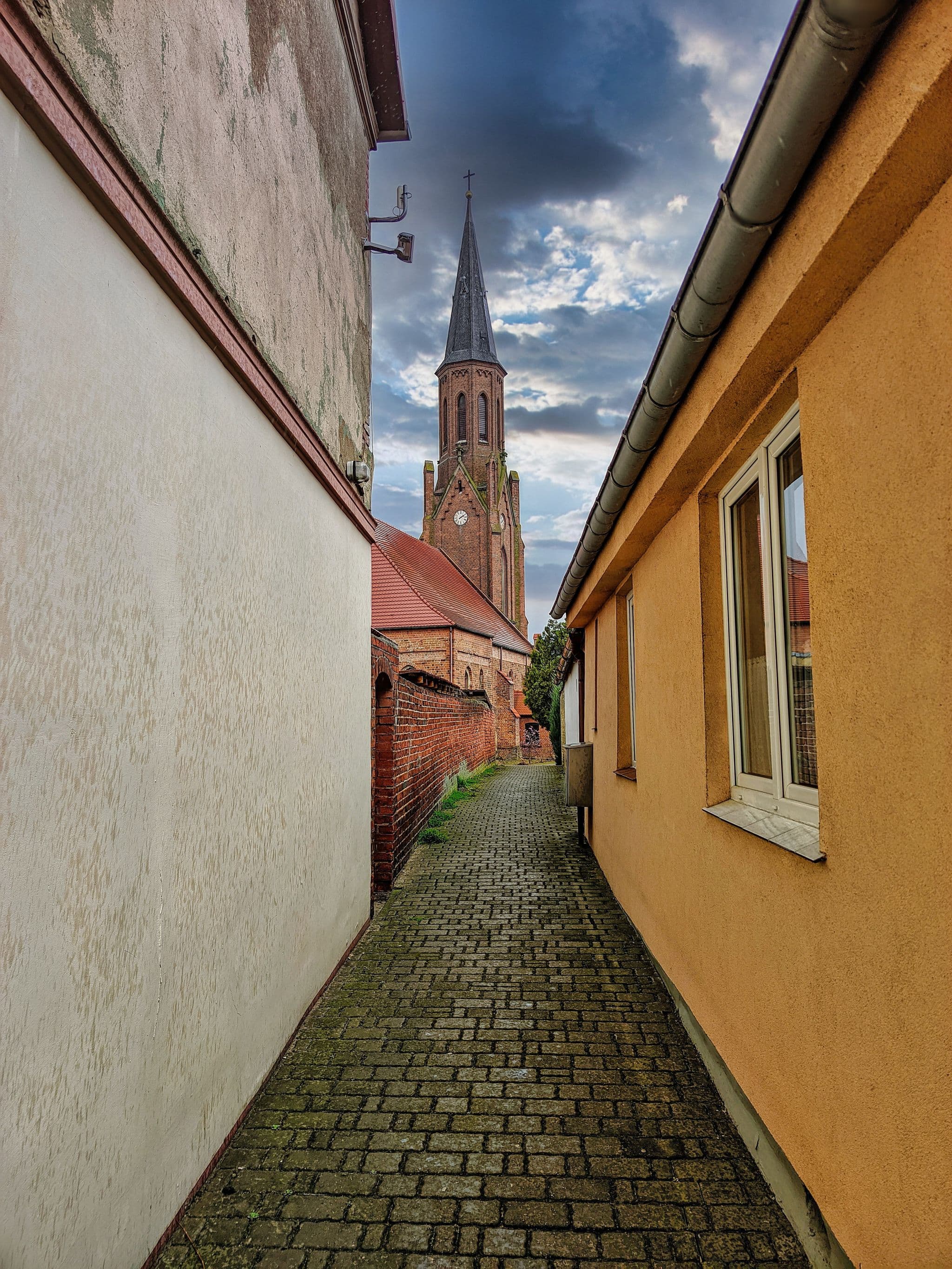 Street view near Hotelik Centrum, Lubniewice — © km2bp (CC BY-SA · Mapillary)