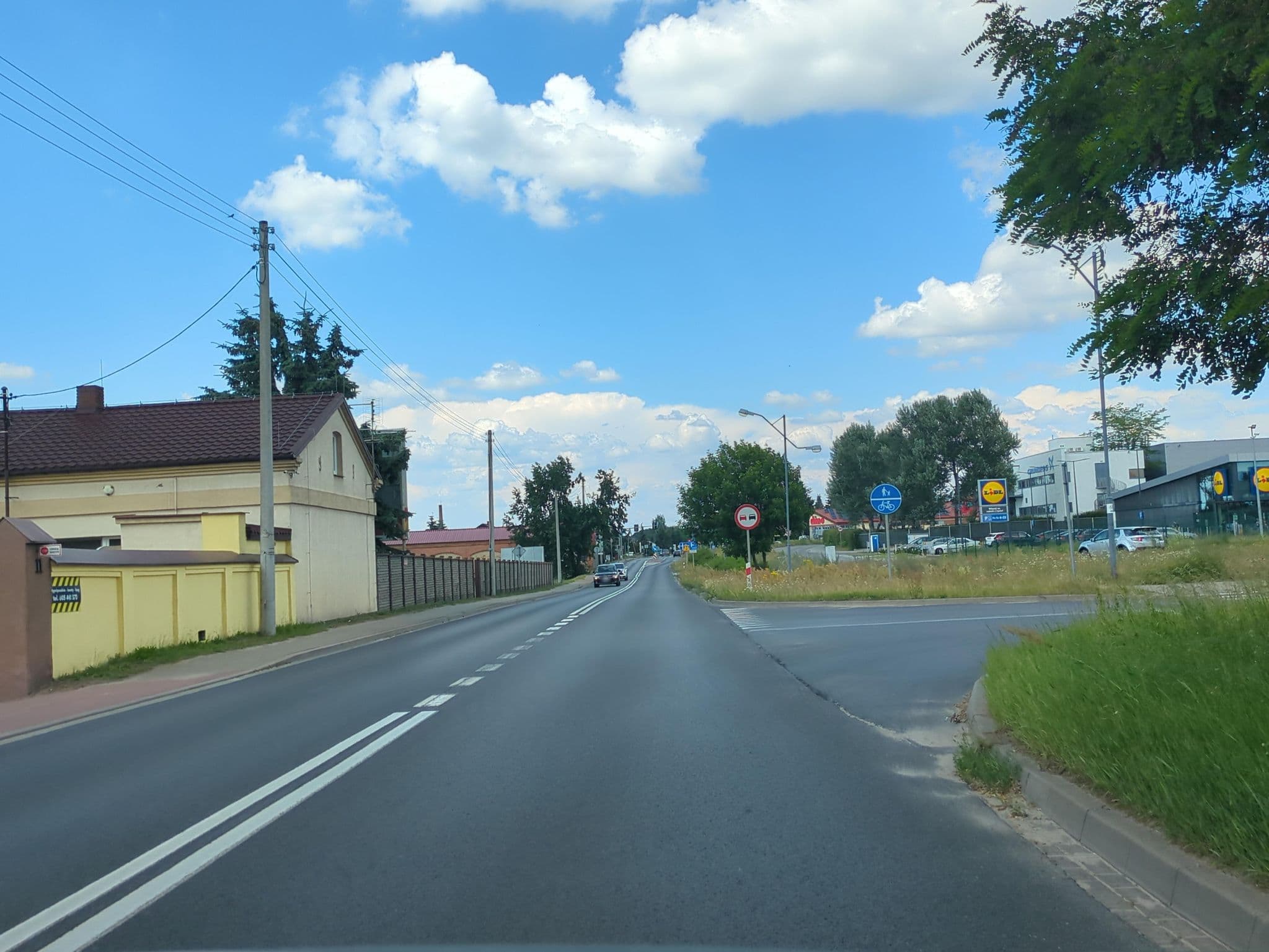 Street view near Energetyka Poznańska HoEdison Sp. z o.o. Tarnowo Podgórne, Baranowo — © 6b17d8c50e264a46 (CC BY-SA · Mapillary)