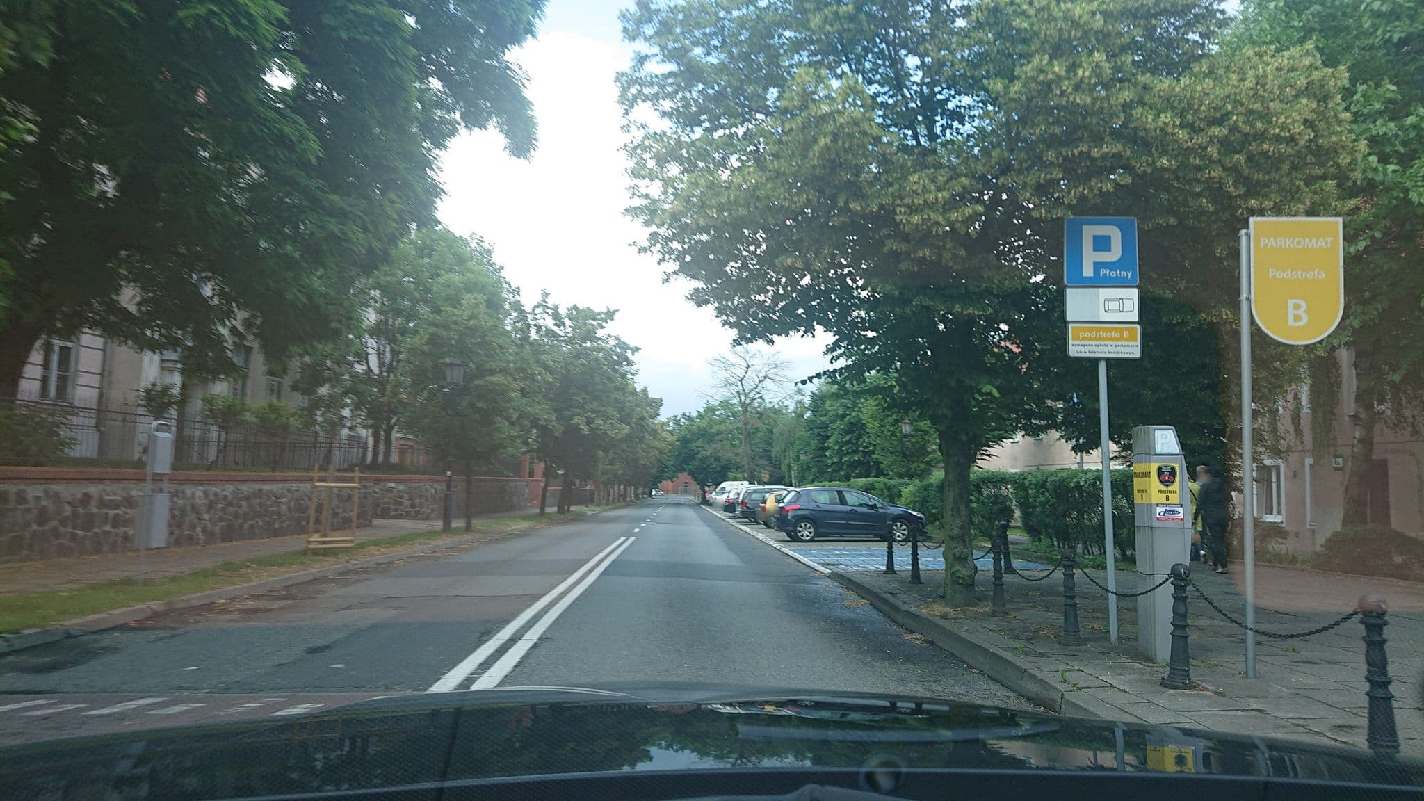 Street view near Internat Medycznego Studium Zawodowego im. dr. K. Marcinkowskiego, Gniezno — © and987 (CC BY-SA · Mapillary)
