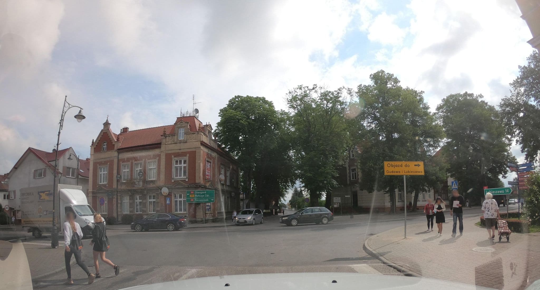 Street view near Apartament w Drawsku, Drawsko Pomorskie — © masterofnoroad (CC BY-SA · Mapillary)