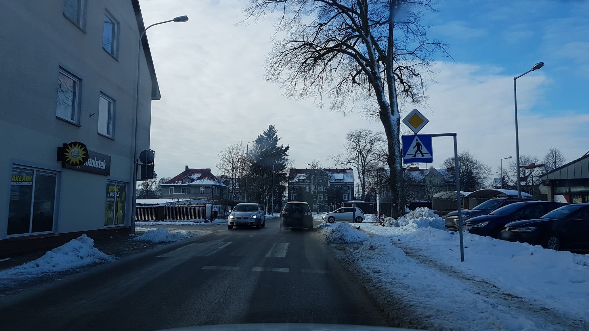 Street view near Apartament Przy Basztowej, Drawsko Pomorskie — © masterofnoroad (CC BY-SA · Mapillary)