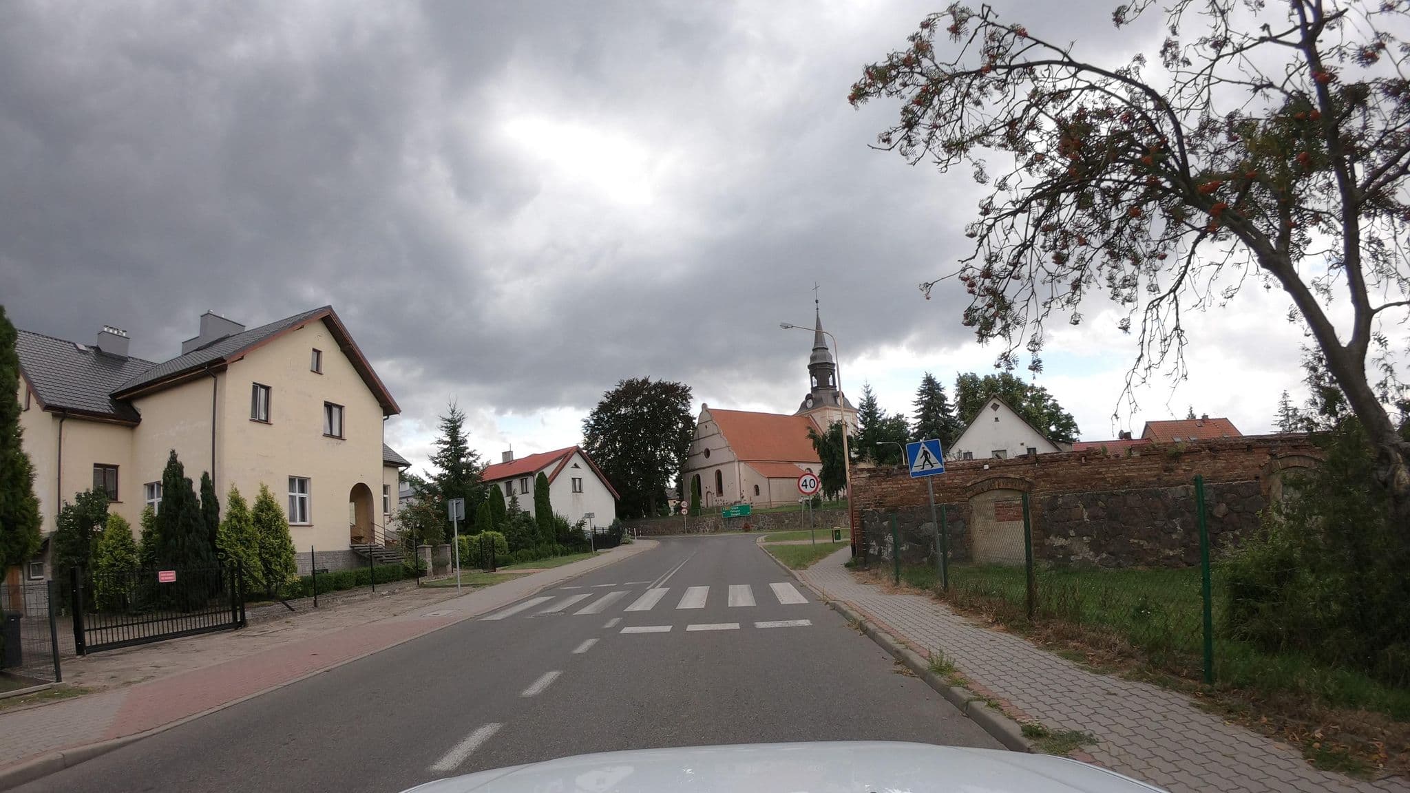Street view near Dworek Wiktoria, Dolice — © masterofnoroad (CC BY-SA · Mapillary)