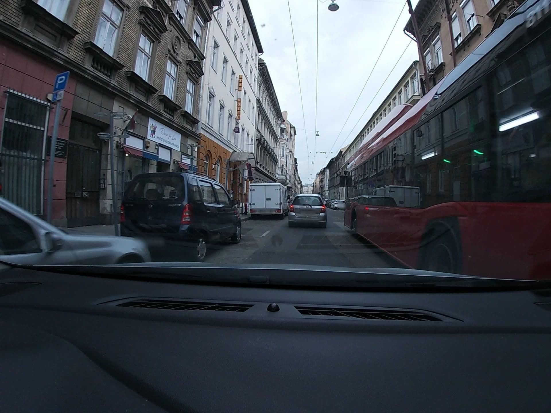 Street view near Star City Hotel, Pest — © vst (CC BY-SA · Mapillary)