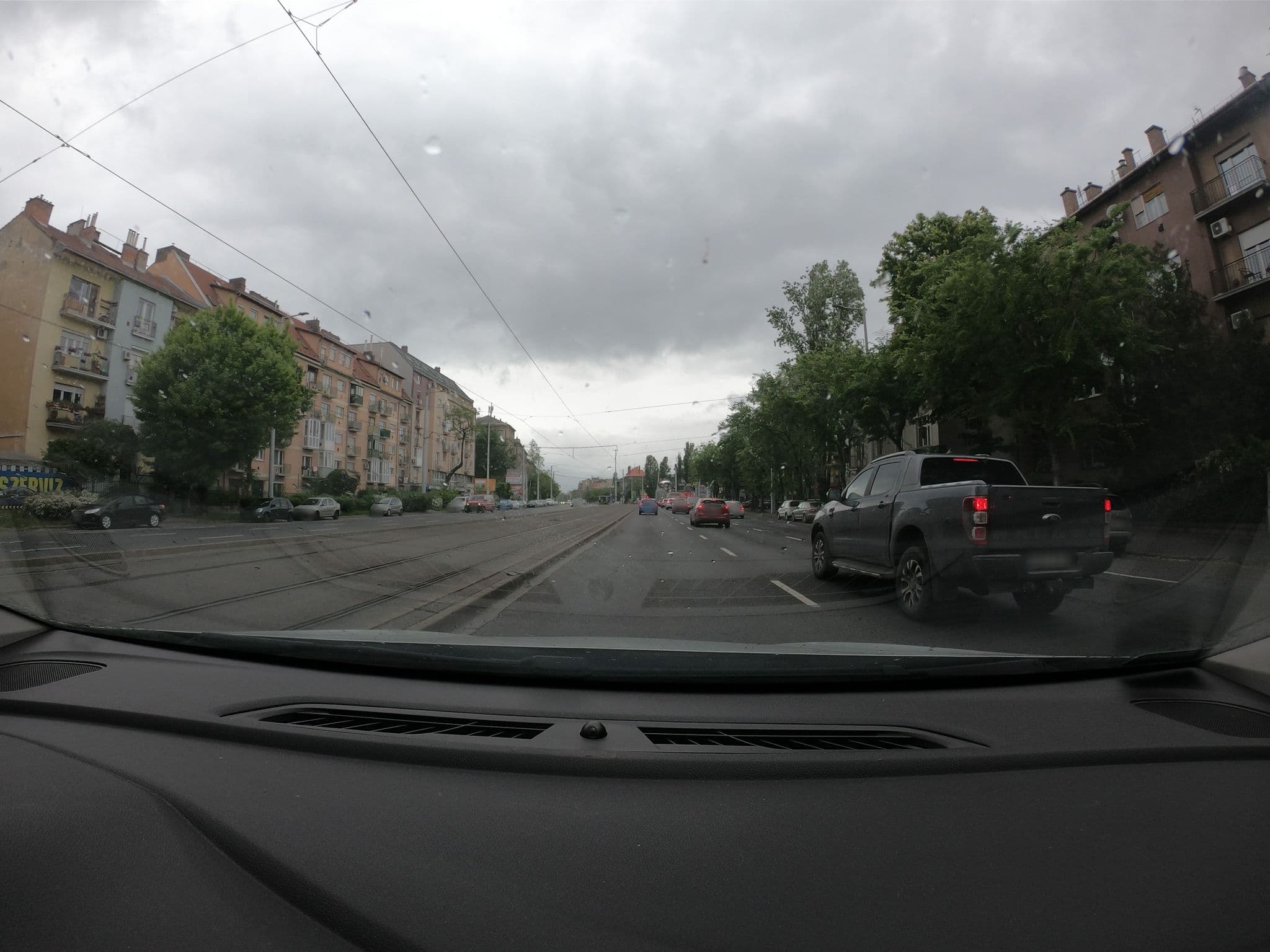 Street view near Fig Tree Houser Minihotel, Istvánmező — © vst (CC BY-SA · Mapillary)