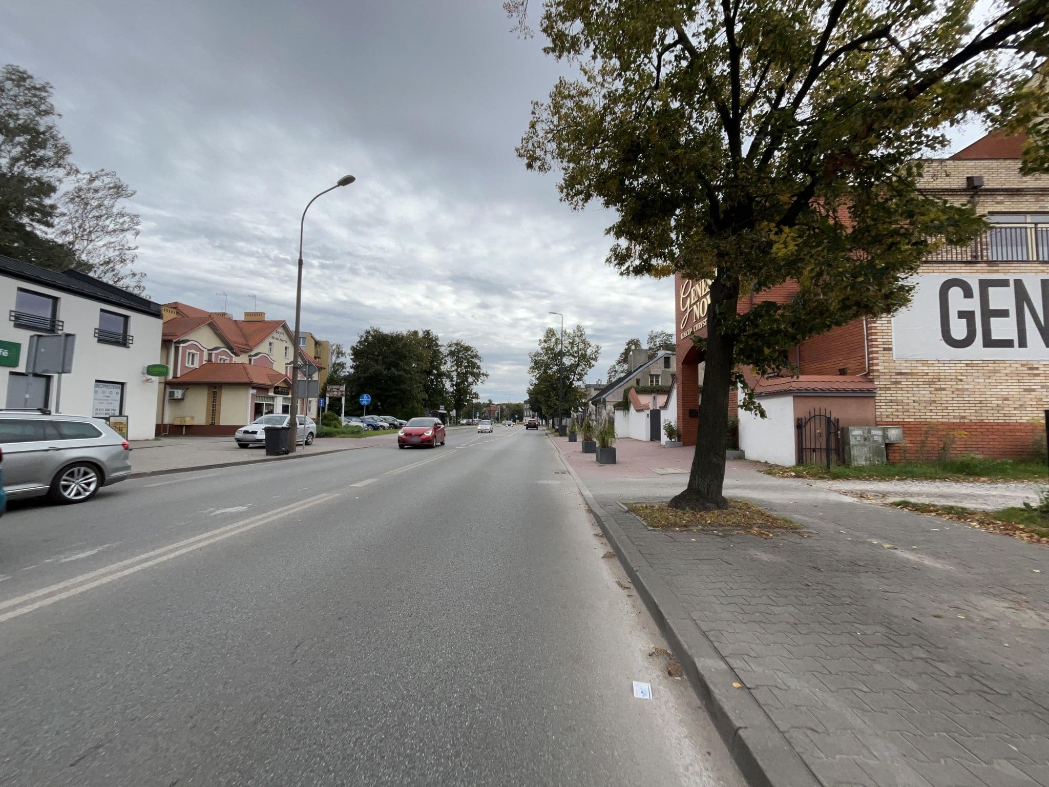 Street view near Hotel Piemont, Pabianice — © Rowerowa_Lodz (CC BY-SA · Mapillary)