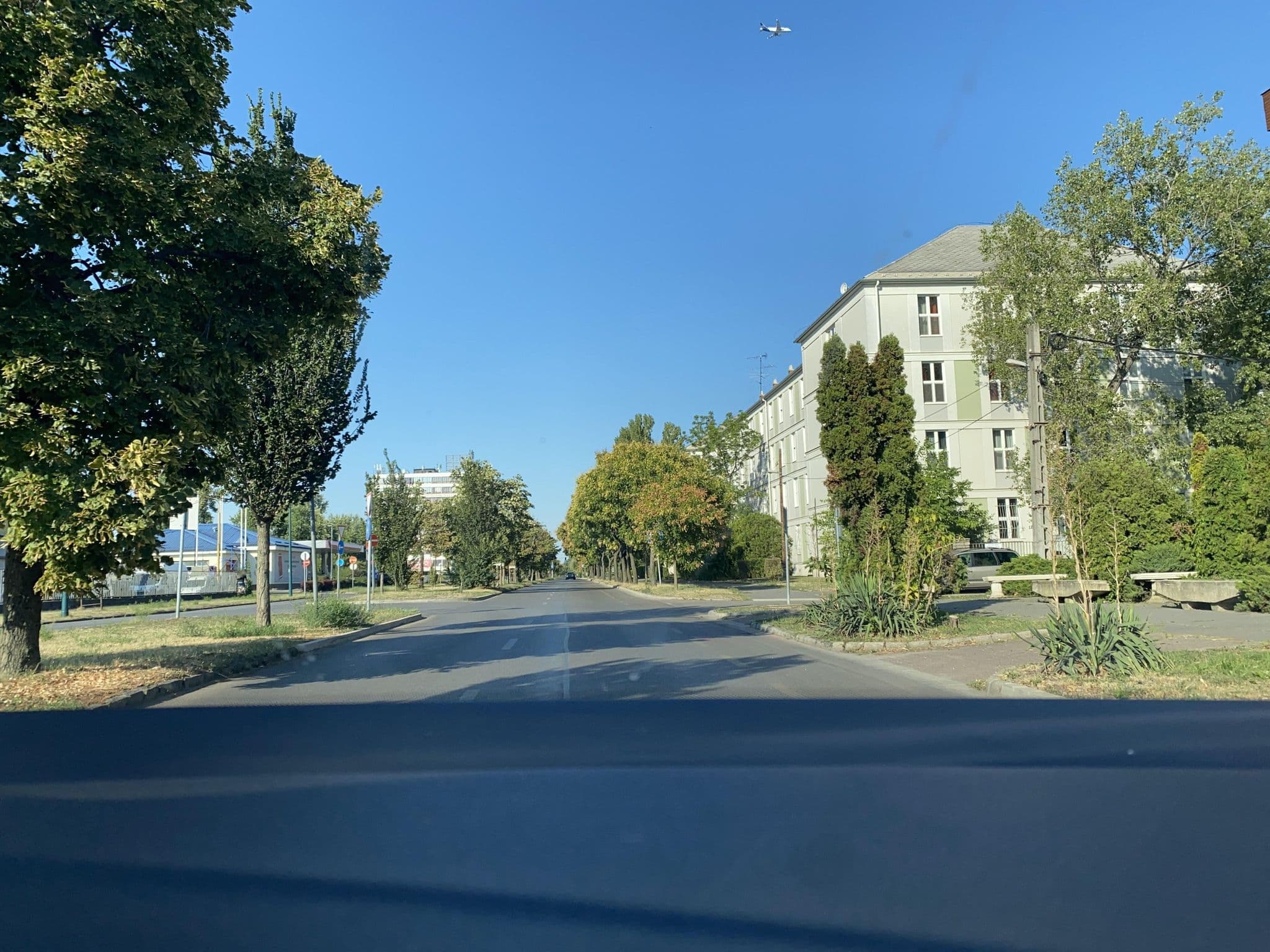 Street view near Mogyoródi Hostel, Istvánmező — © teamwork (CC BY-SA · Mapillary)