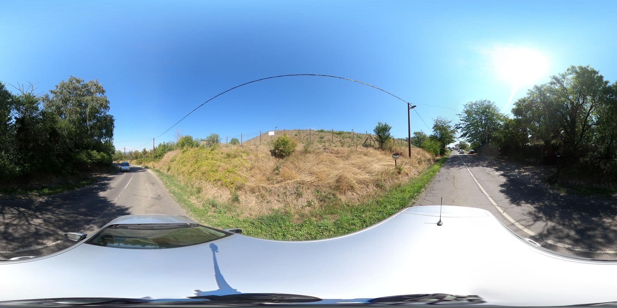 Street view near Vadászház Panzió, Vác — © vst (CC BY-SA · Mapillary)