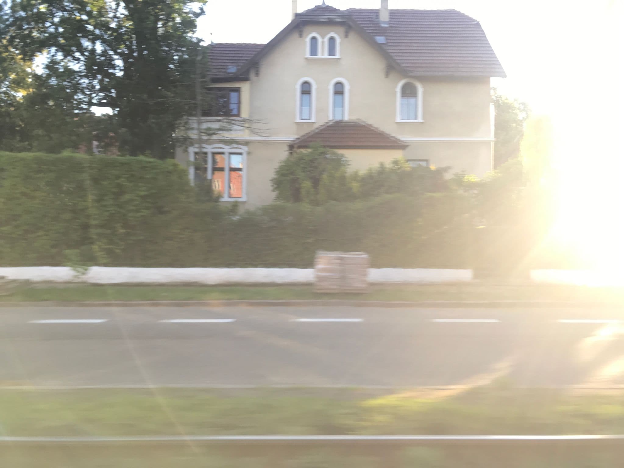 Street view near Okmann. Produkcja okien i drzwi z drewna, Oliwa — © miguel_andrade (CC BY-SA · Mapillary)