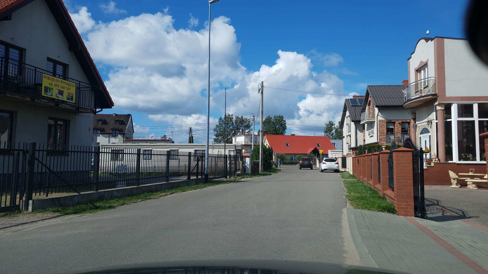 Street view near Pokoje przy fontannie Rewa, Mosty — © przemas75 (CC BY-SA · Mapillary)