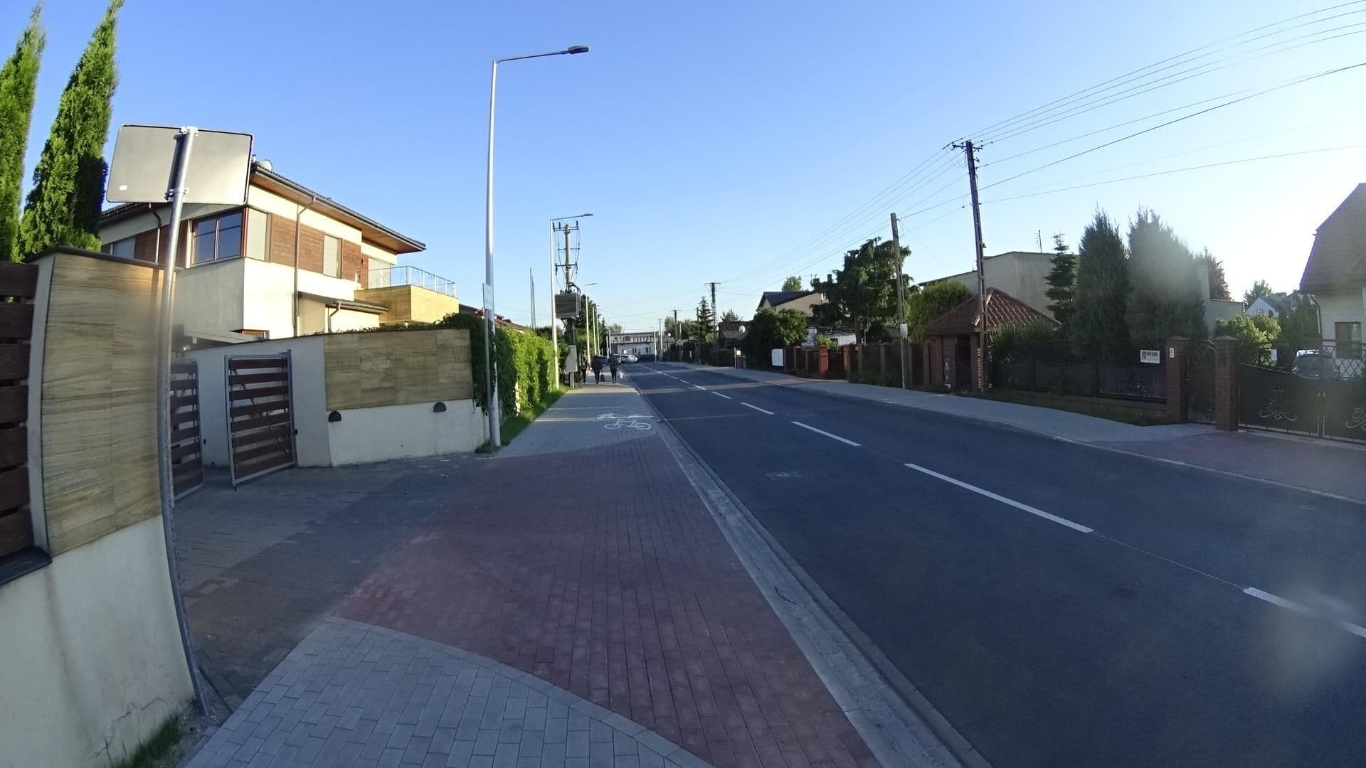 Street view near Słoneczna Farma, Stare Babice — © awizonosz (CC BY-SA · Mapillary)