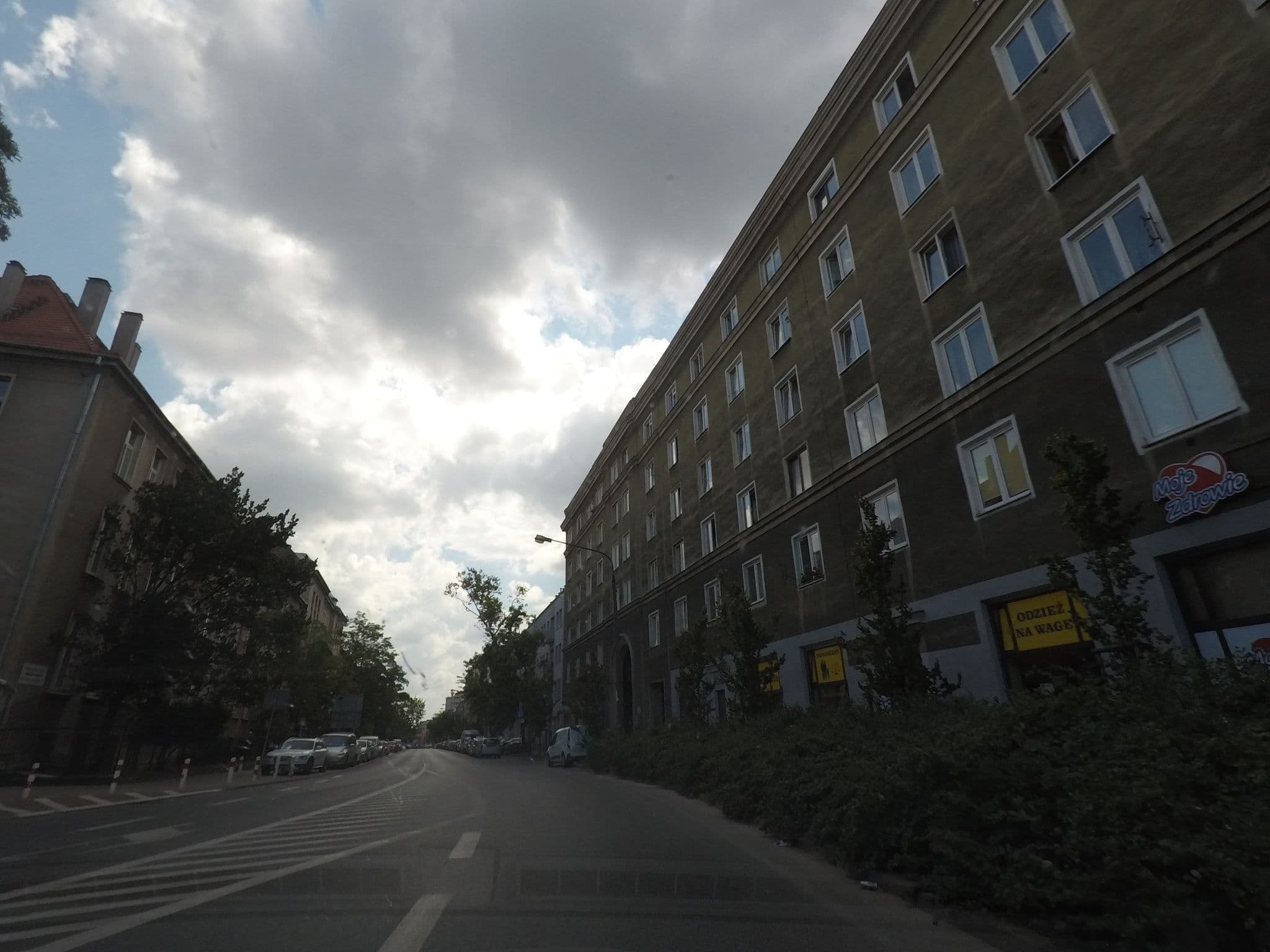 Street view near Polskie Hotele, Wola — © canadarunner (CC BY-SA · Mapillary)