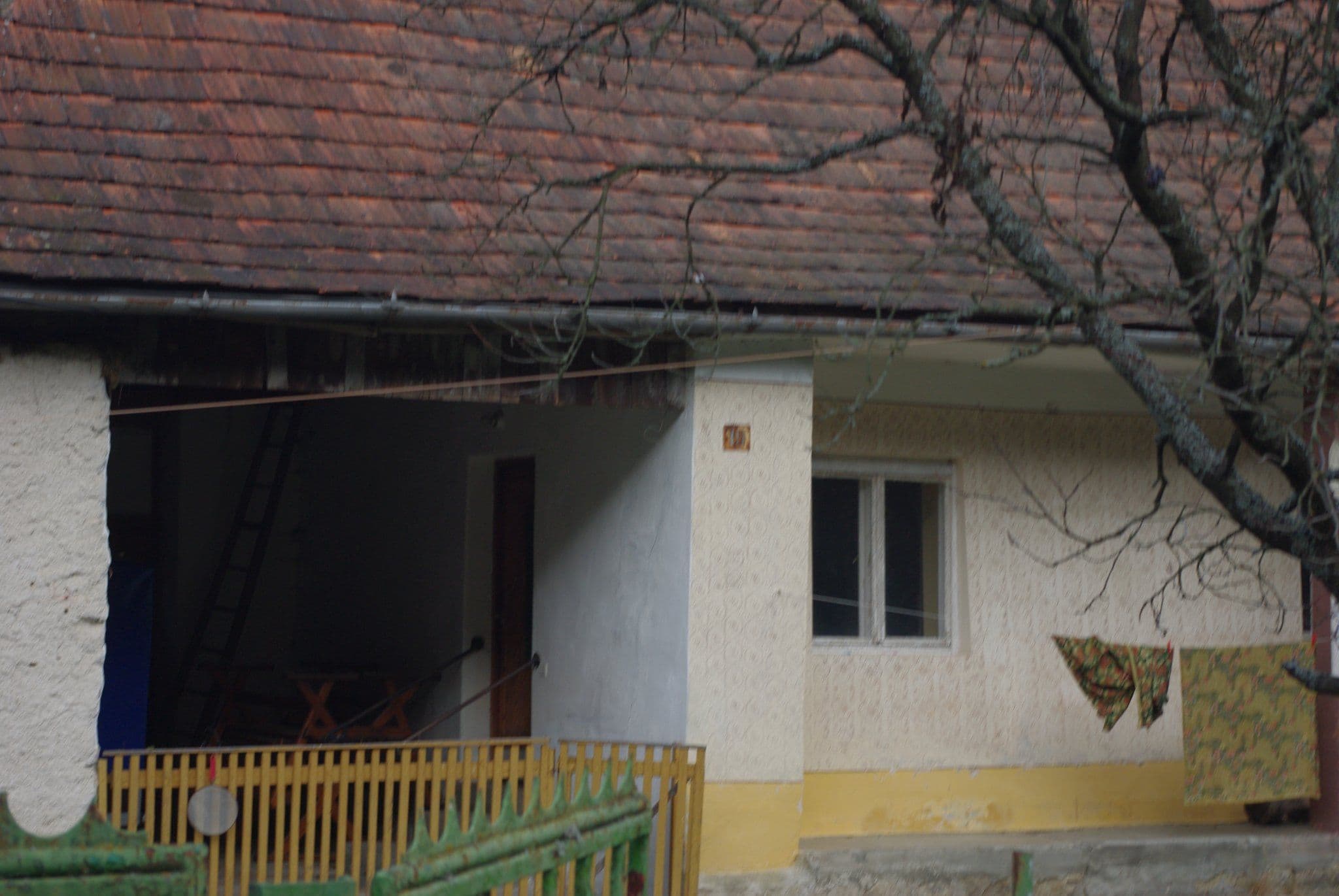 Street view near Két Bagoly Vendégház, Sátoraljaújhely — © utvonalfelmeresek (CC BY-SA · Mapillary)