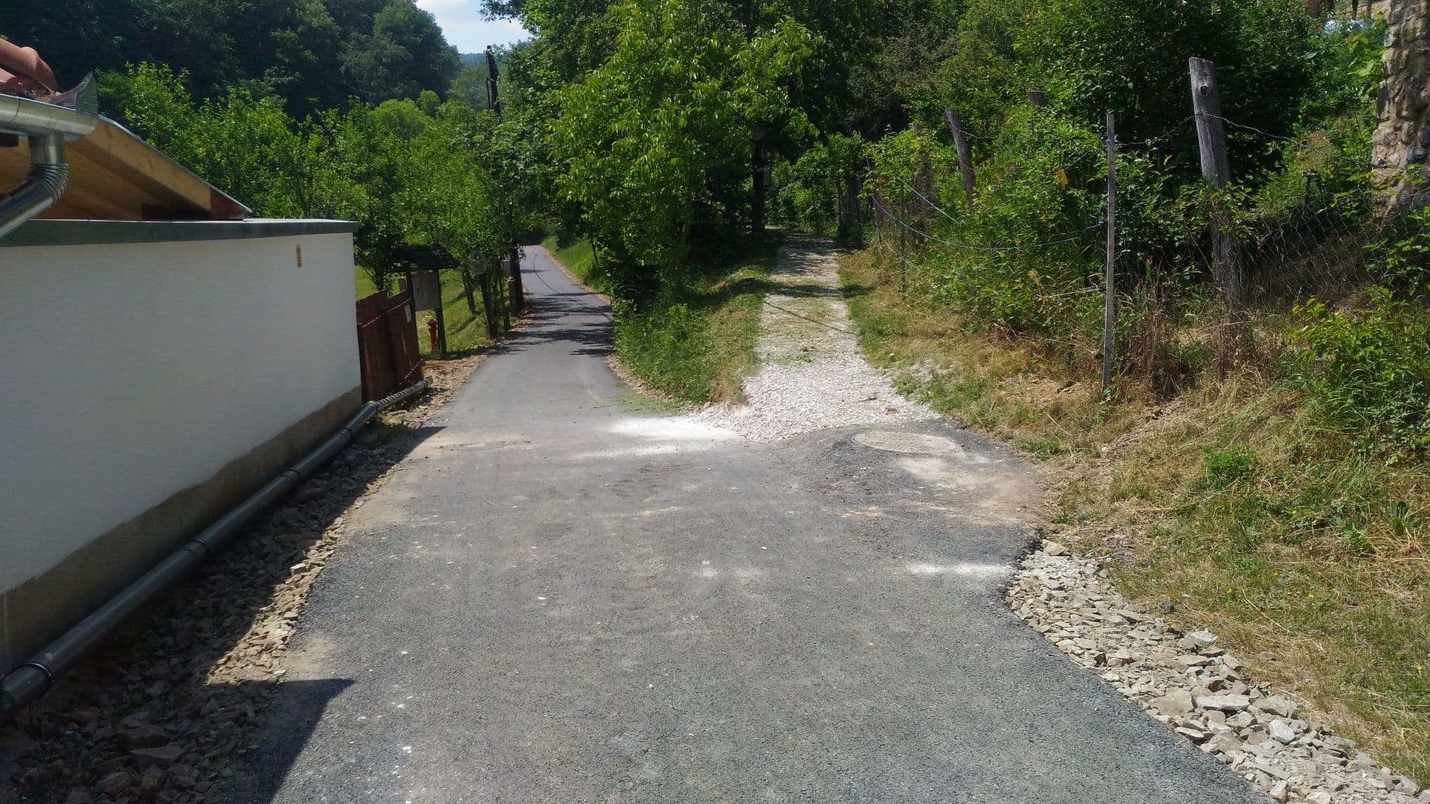 Street view near Szakmár Község Ifjúsági Szállása, Mecseknádasd — © esandorhu (CC BY-SA · Mapillary)