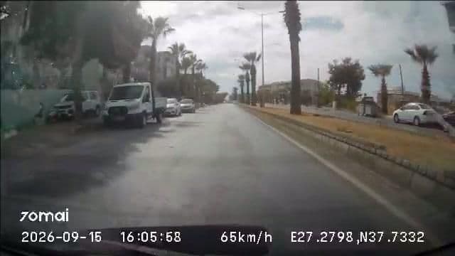 Street view near Seven four life arazisi, Davutlar — © doriel (CC BY-SA · Mapillary)