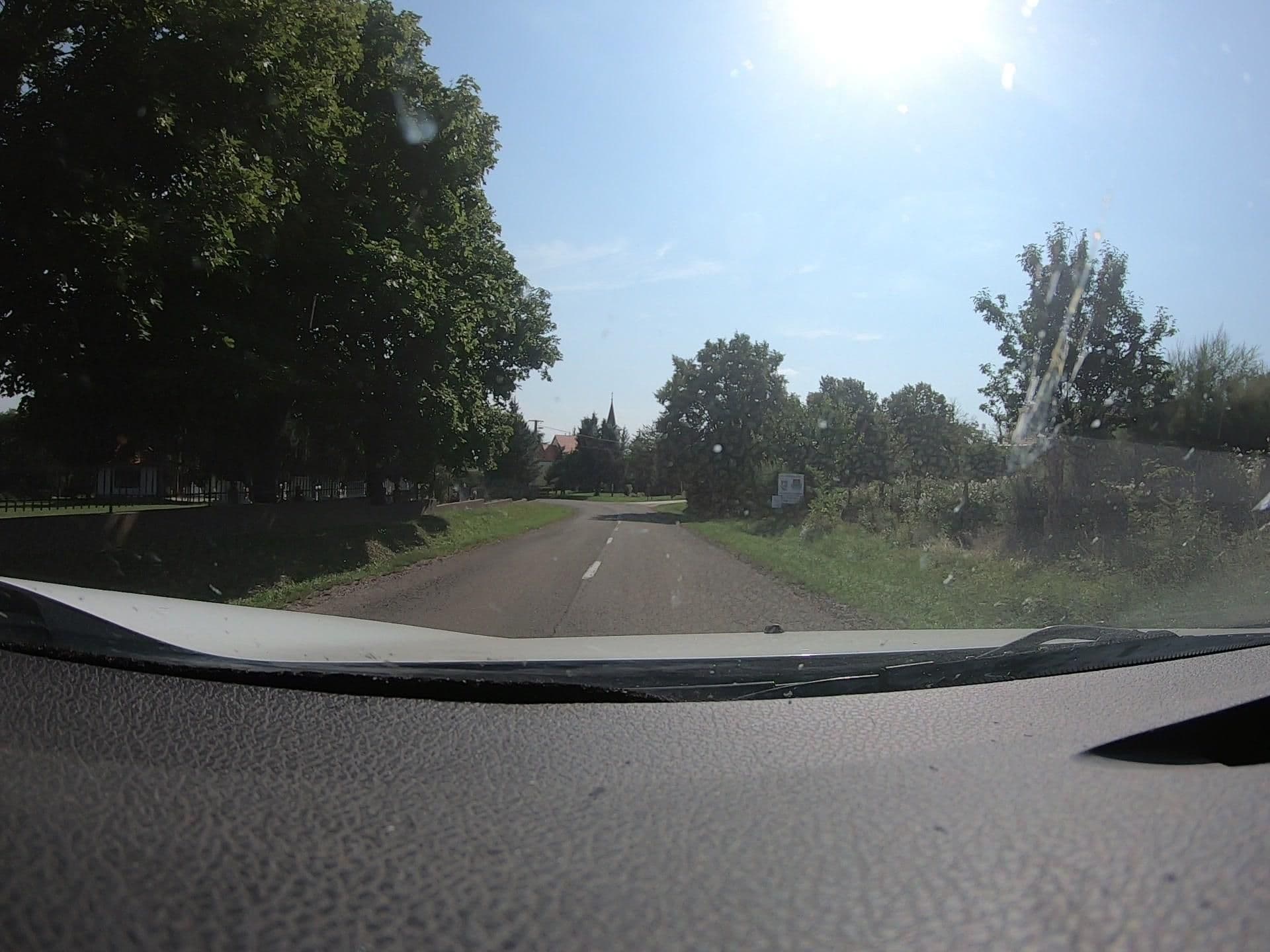 Street view near Horpácsi Európa Pihenő Központ, Nagyoroszi — © vst (CC BY-SA · Mapillary)