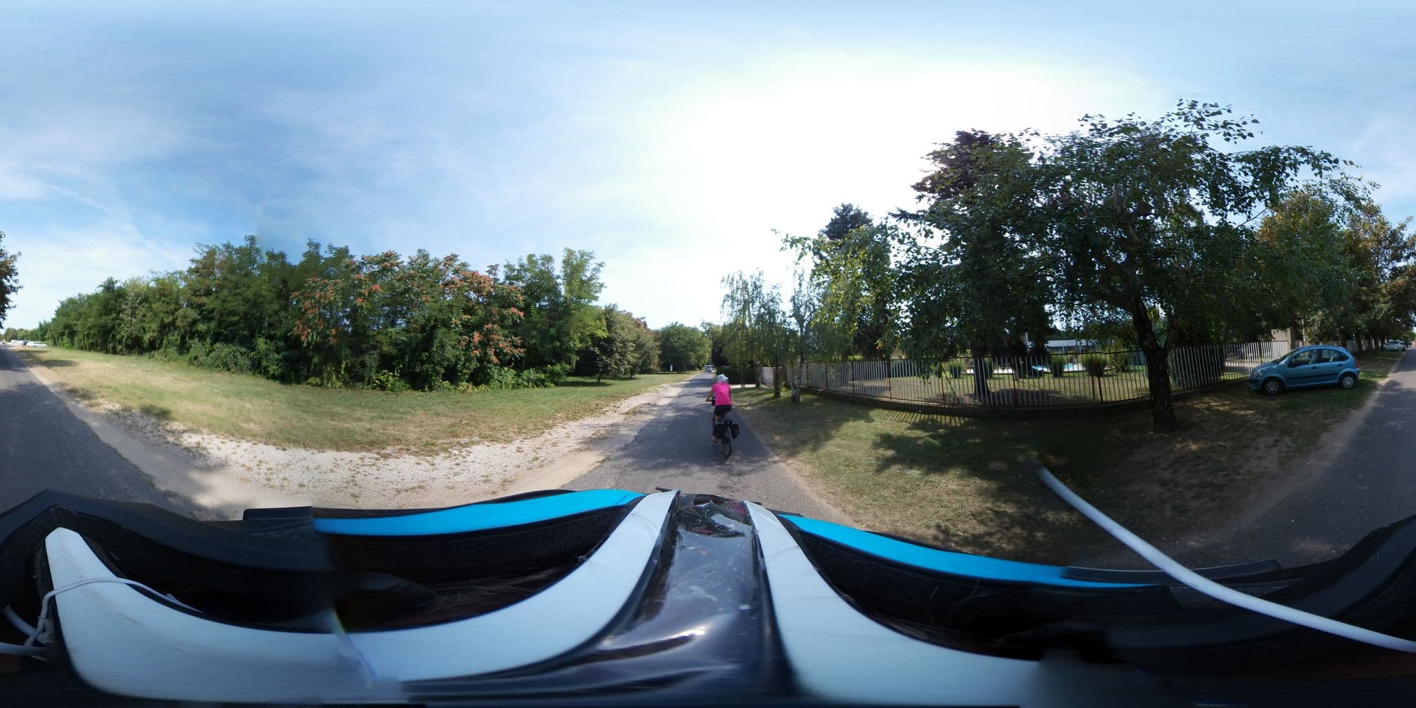 Street view near LepkeHáz Ifjúsági üdülő, Balatonszárszó — © tamas (CC BY-SA · Mapillary)