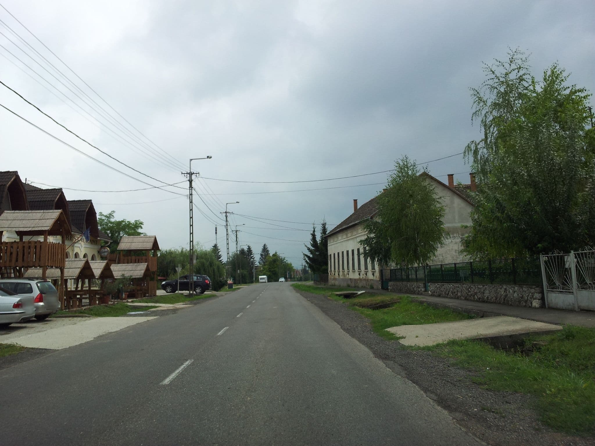 Street view near Margaréta Panzió, Zomba — © kolesajr (CC BY-SA · Mapillary)