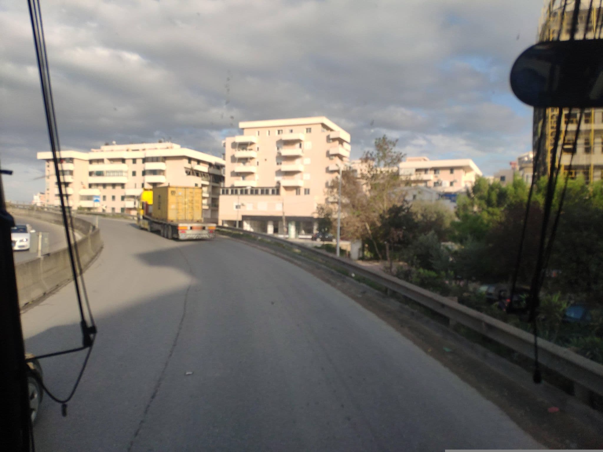 Street view near Cosmo Beach Hotel, Durrës — © soepzi (CC BY-SA · Mapillary)