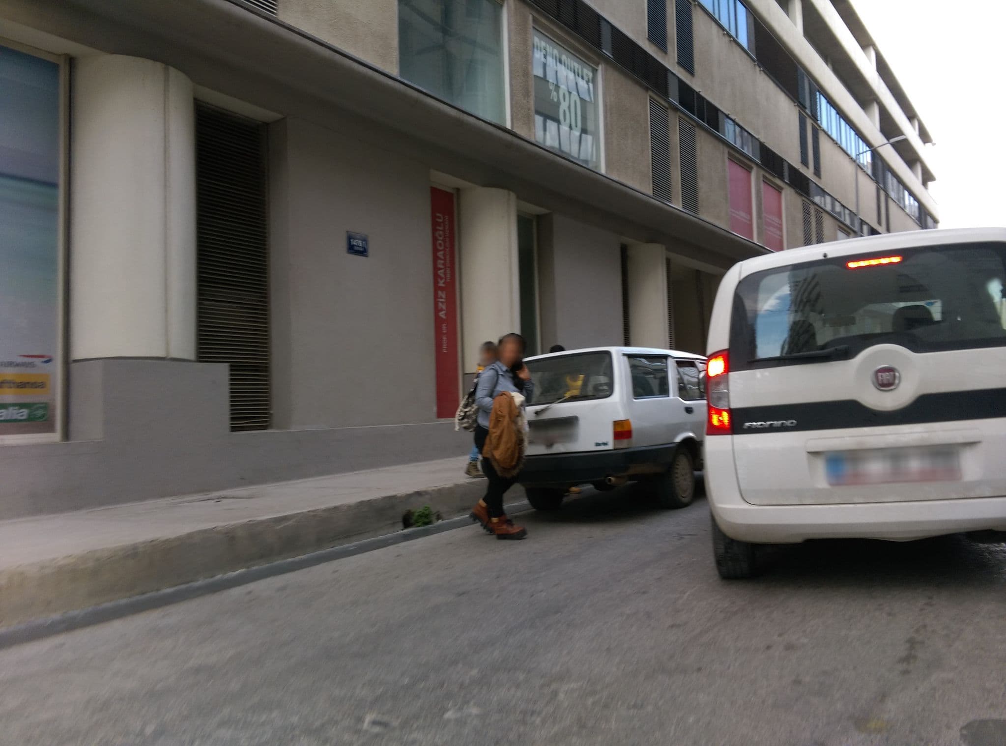 Street view near Hay Otel, Karşıyaka — © bebs (CC BY-SA · Mapillary)