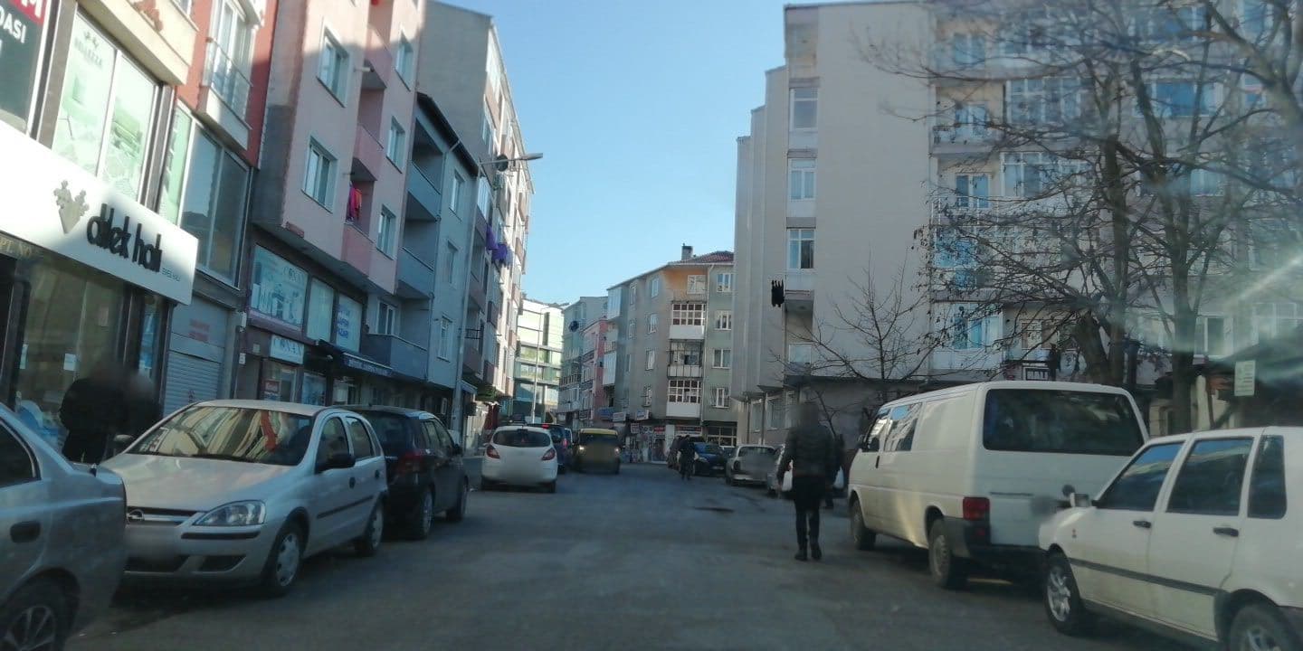 Street view near Otel Özkaya, Çorlu — © okansafak (CC BY-SA · Mapillary)