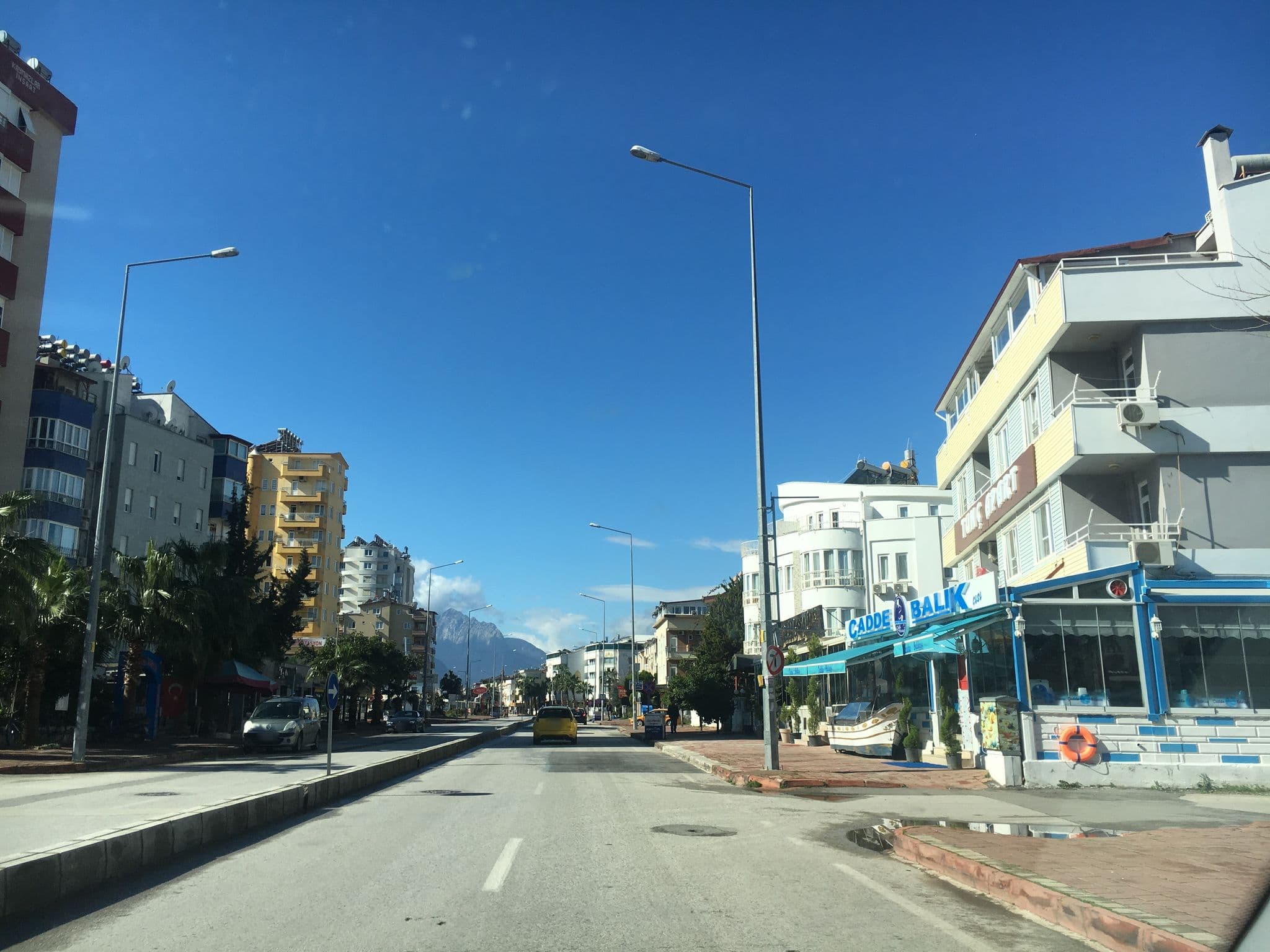 Street view near Tunç Apart, Antalya — © semi (CC BY-SA · Mapillary)