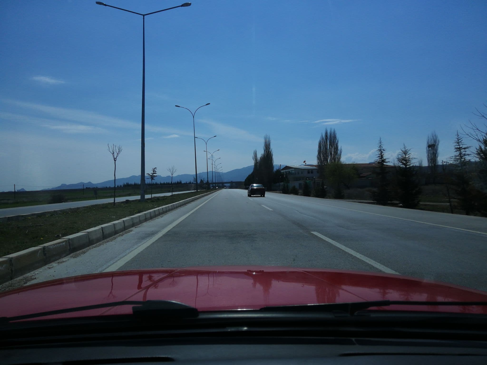 Street view near Royel Villaları, Garipçe — © nazif (CC BY-SA · Mapillary)