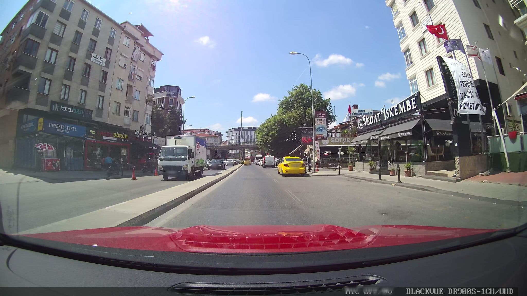 Street view near Dreem Hill Hotel Kat 7 1706, Maltepe — © ademturkmen (CC BY-SA · Mapillary)