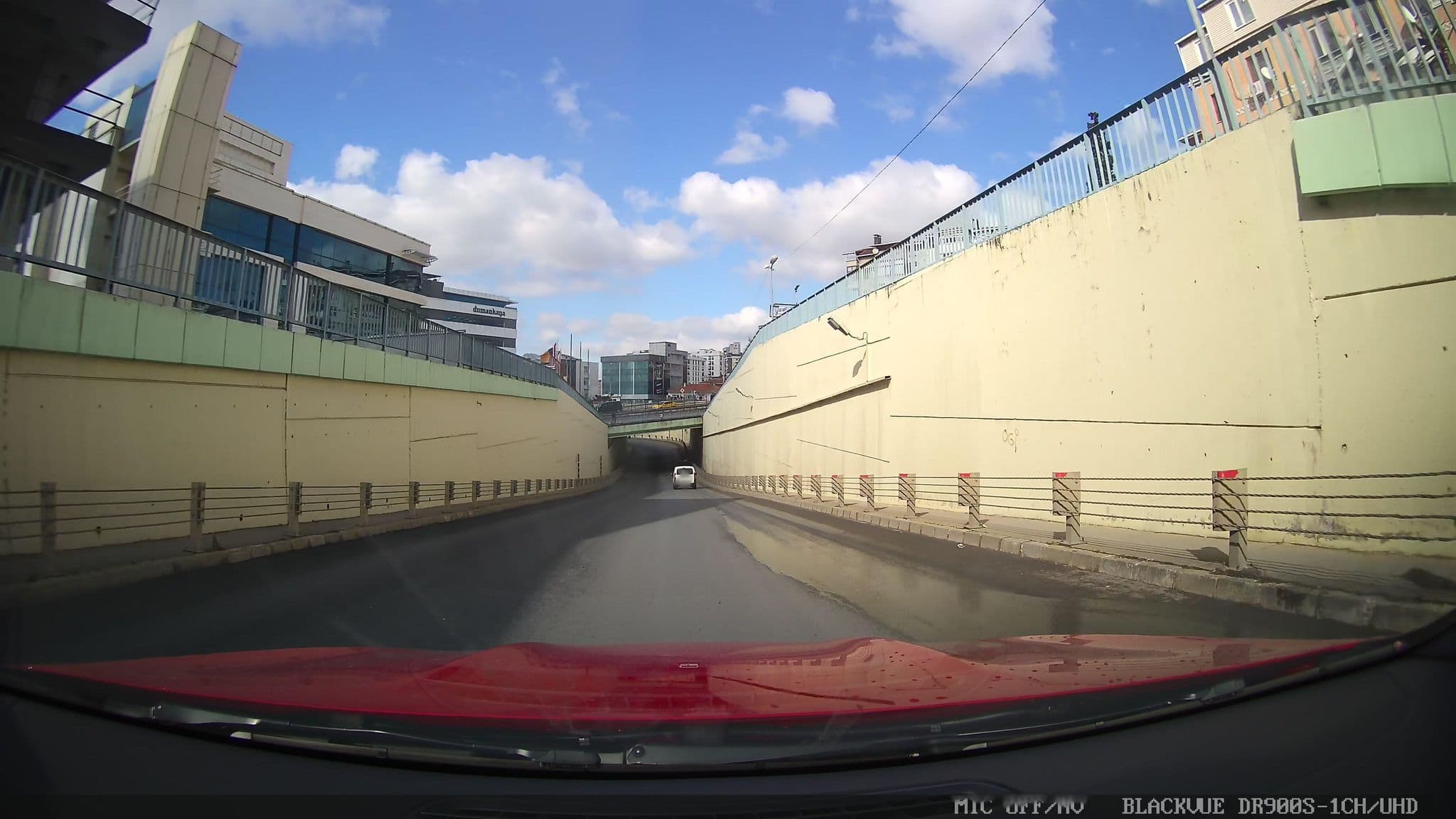 Street view near Dedeman Hotel, Sultanbeyli — © ademturkmen (CC BY-SA · Mapillary)