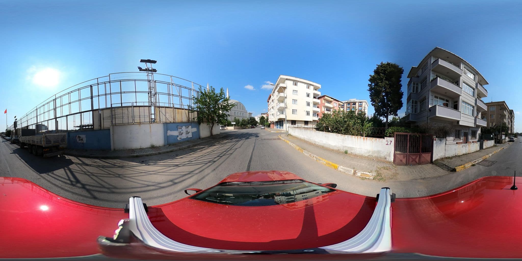 Street view near izmit wellborn Luxury Hotel, Balçık — © ademturkmen (CC BY-SA · Mapillary)