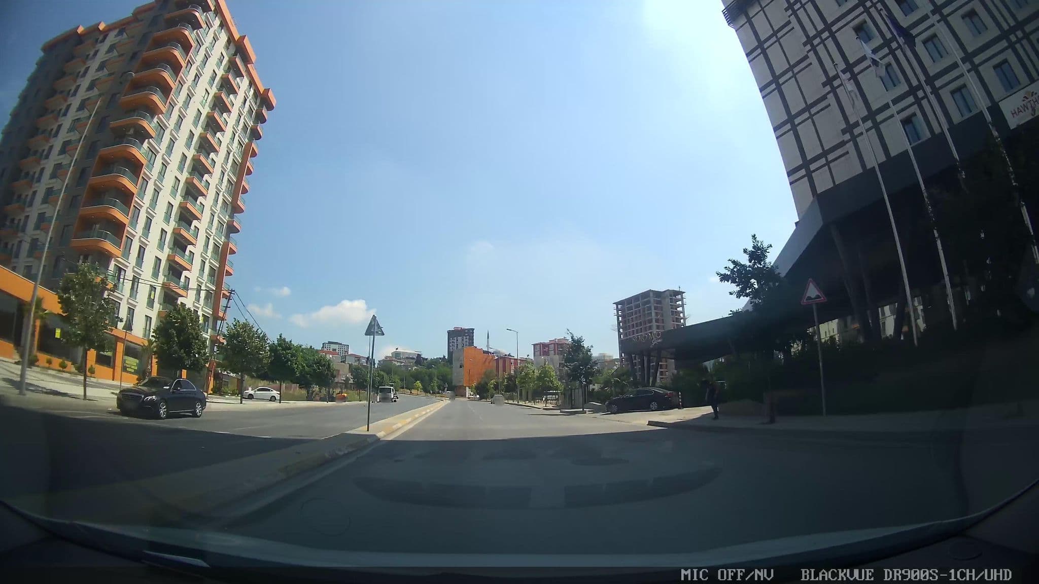 Street view near TRYP by Wyndham Istanbul Airport, Bağcılar — © ahmetegri (CC BY-SA · Mapillary)