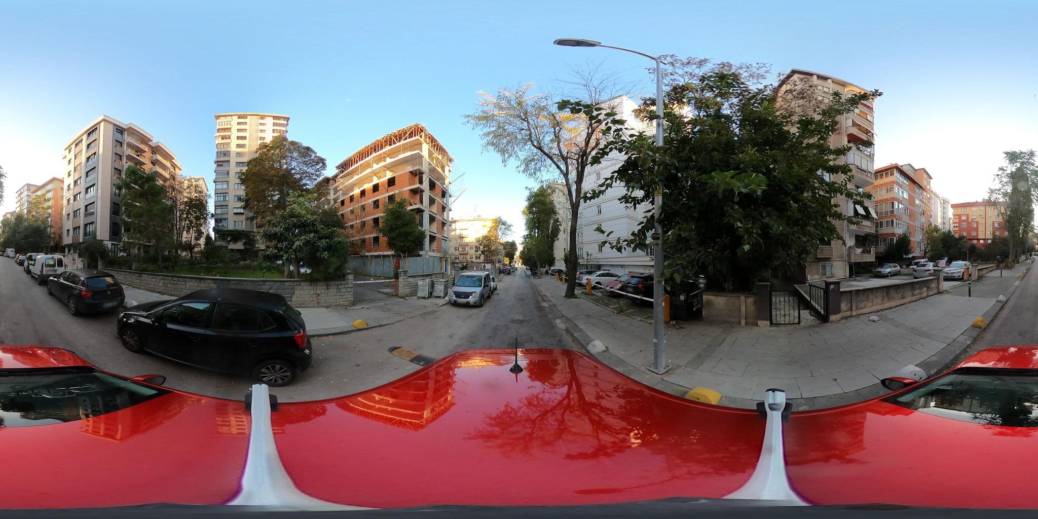 Street view near Conrad Otel, Altunizade — © ademturkmen (CC BY-SA · Mapillary)