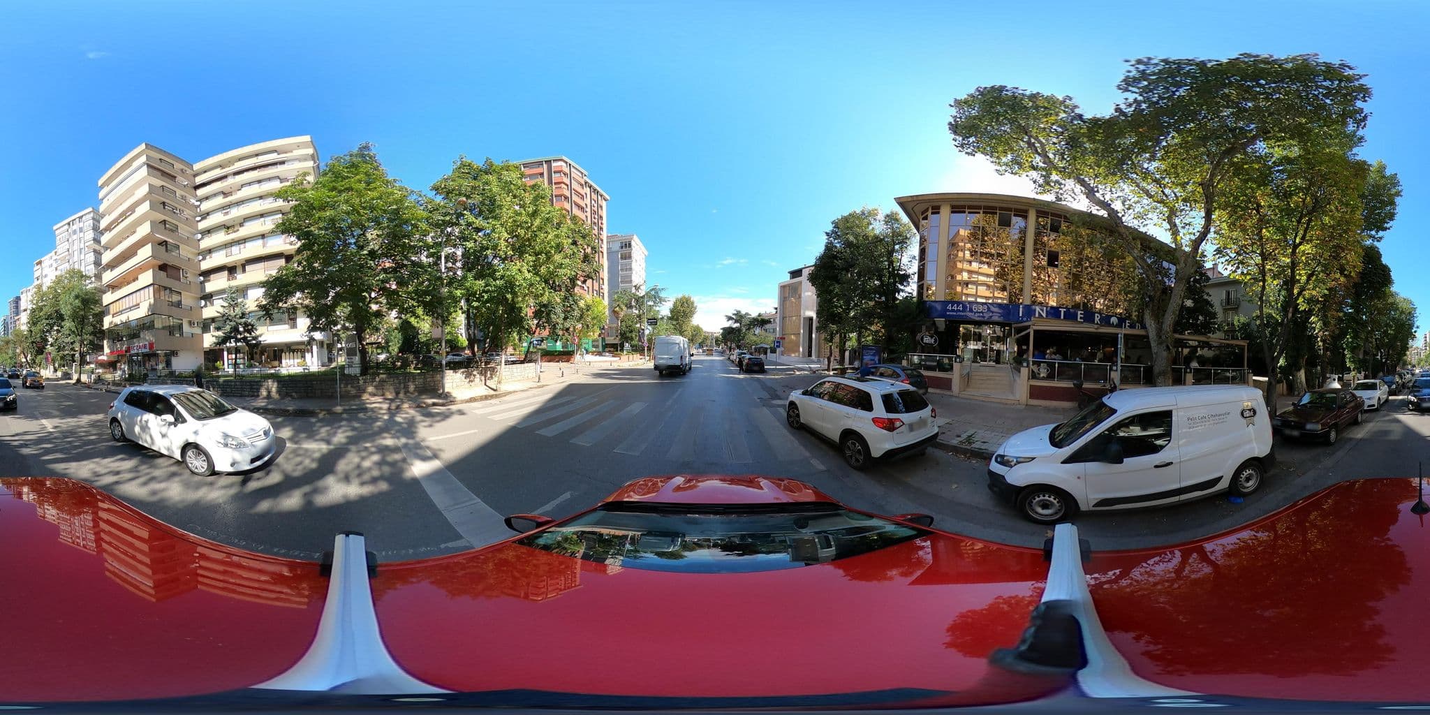 Street view near Violetparkotel, Altunizade — © ademturkmen (CC BY-SA · Mapillary)