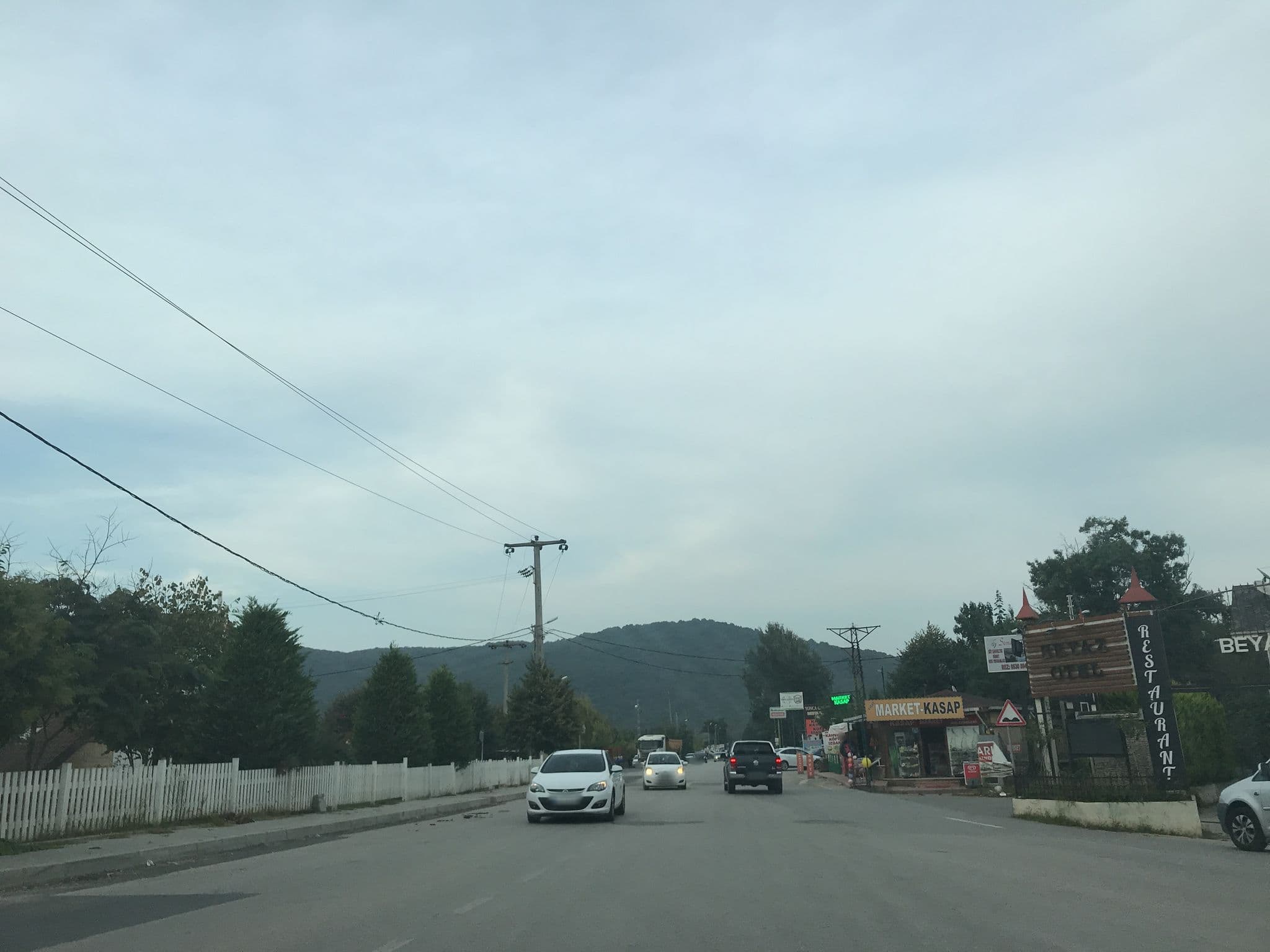Street view near Beyaz Bahçe Butik Hotel, İshaklı — © ferahkoksal (CC BY-SA · Mapillary)