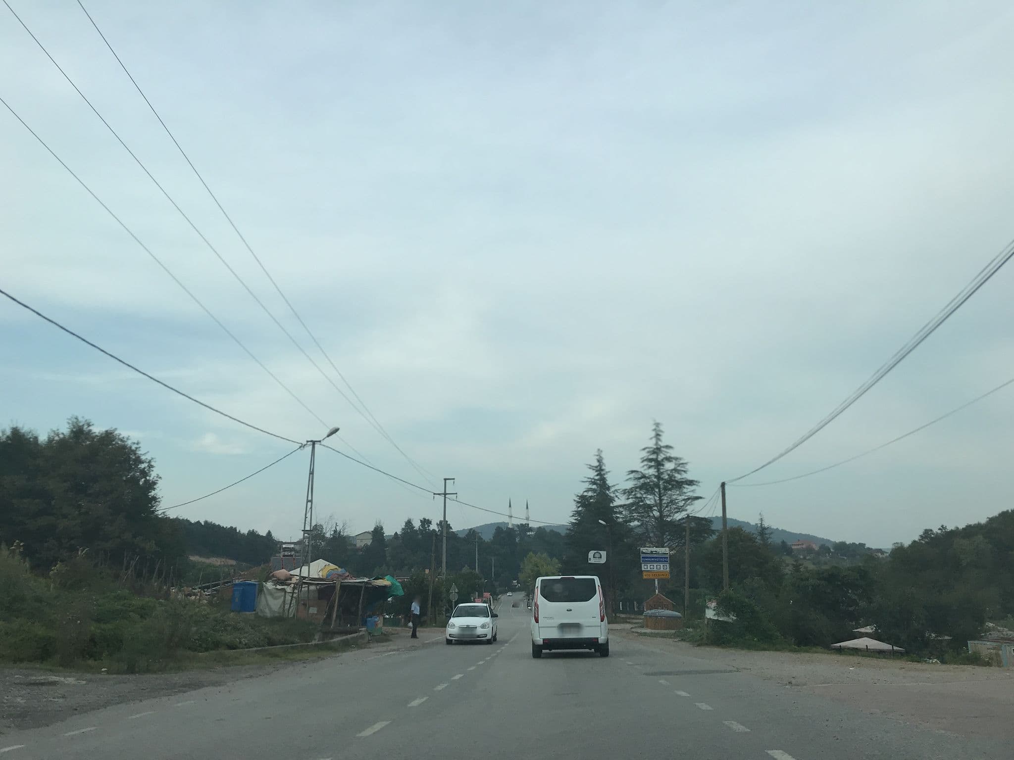 Street view near Yeşil Konak butik otel restaurant ve havuz, İshaklı — © ferahkoksal (CC BY-SA · Mapillary)